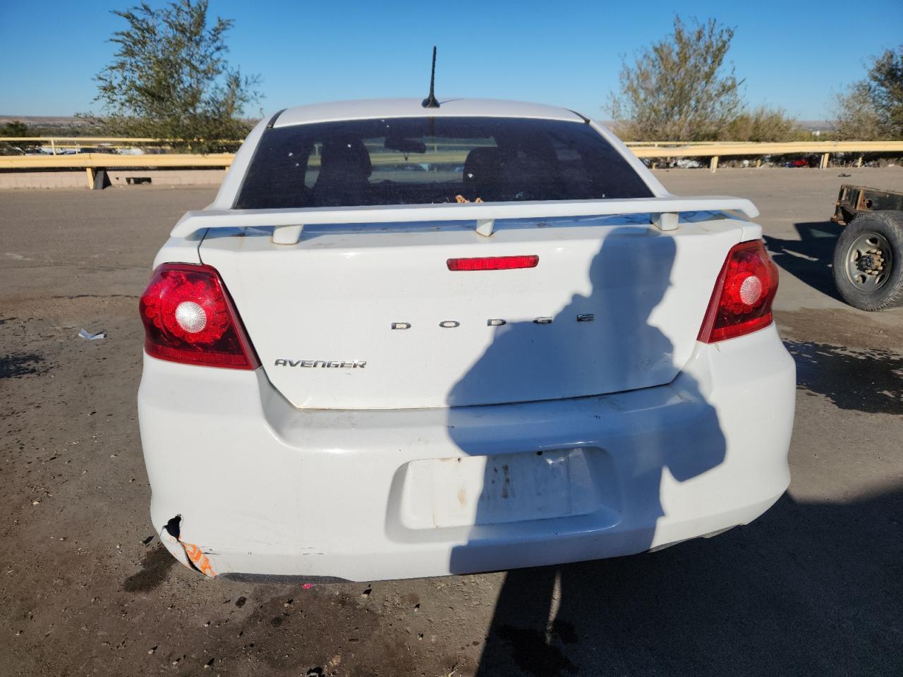 2014 DODGE Avenger