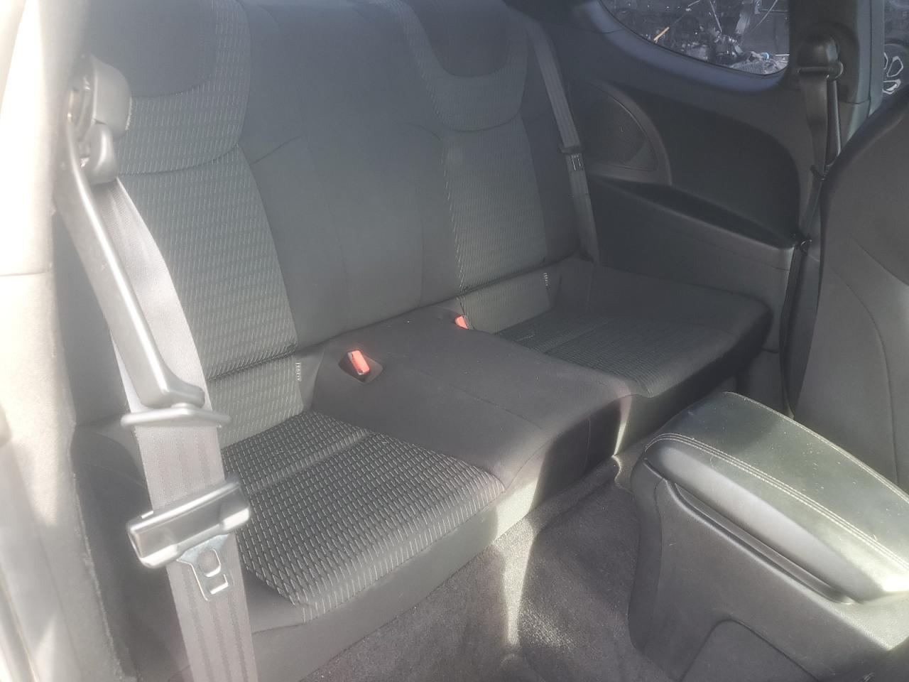 2016 HYUNDAI GENESIS
