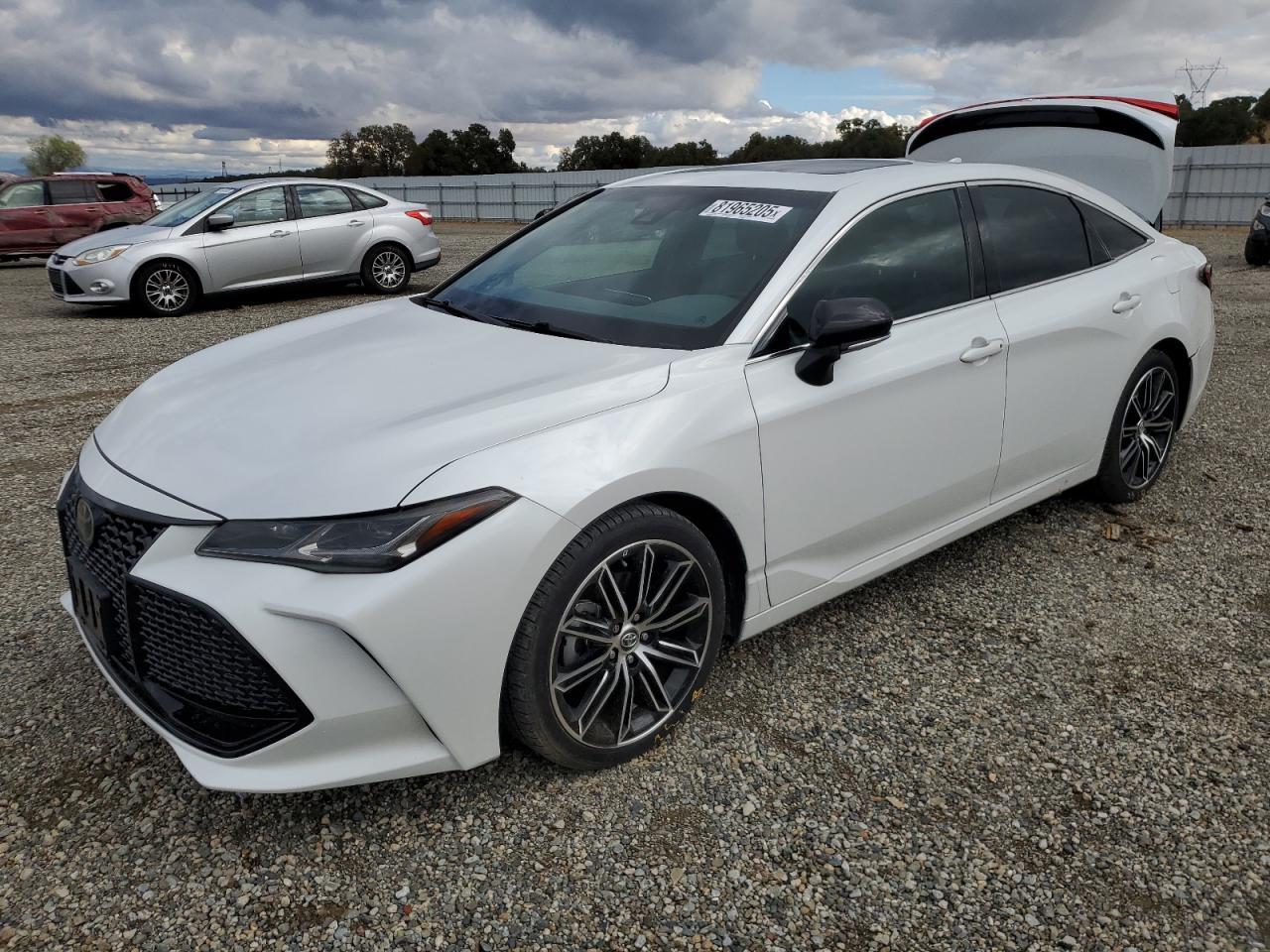 2020 TOYOTA Avalon
