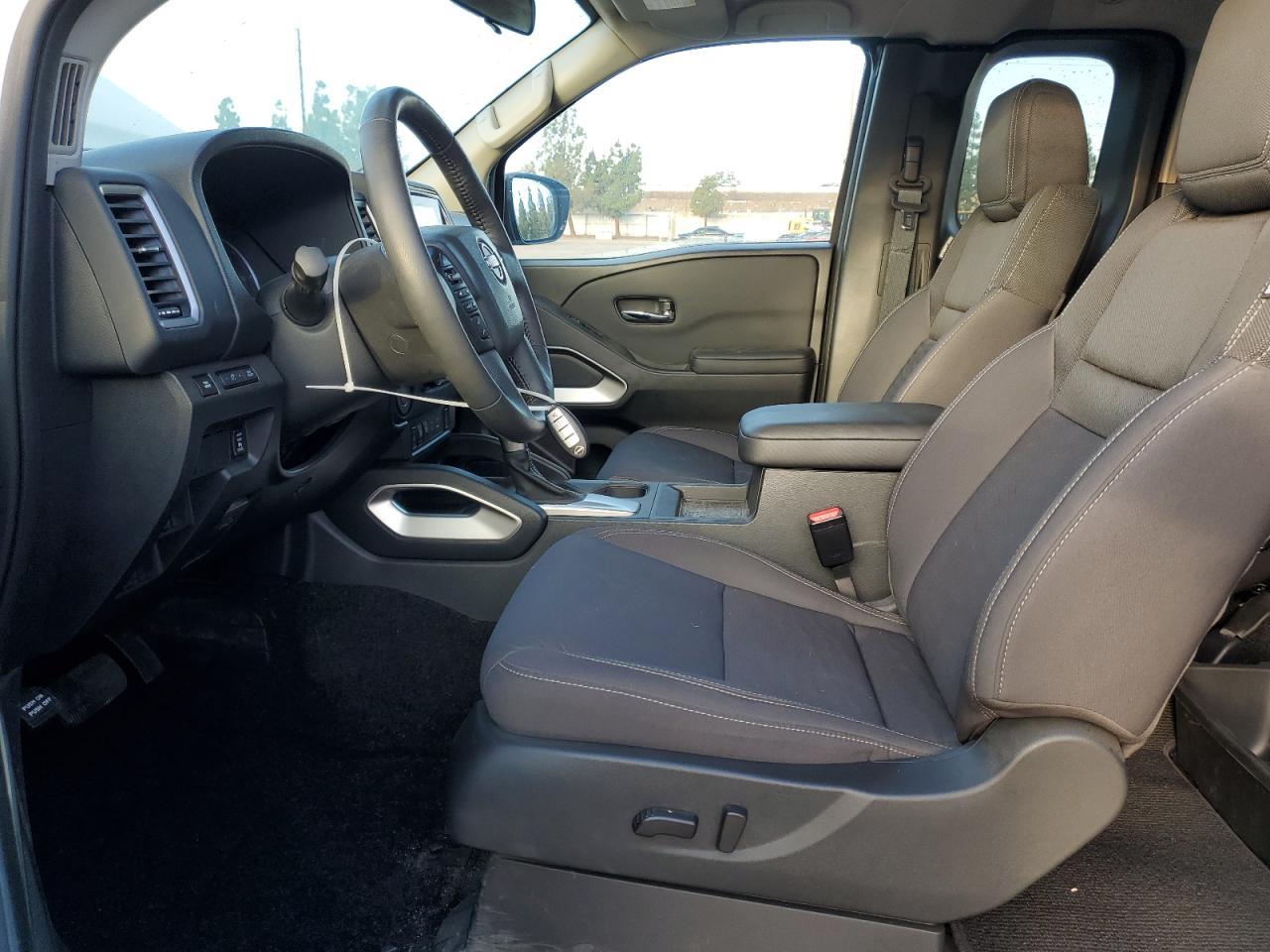 2024 NISSAN Frontier