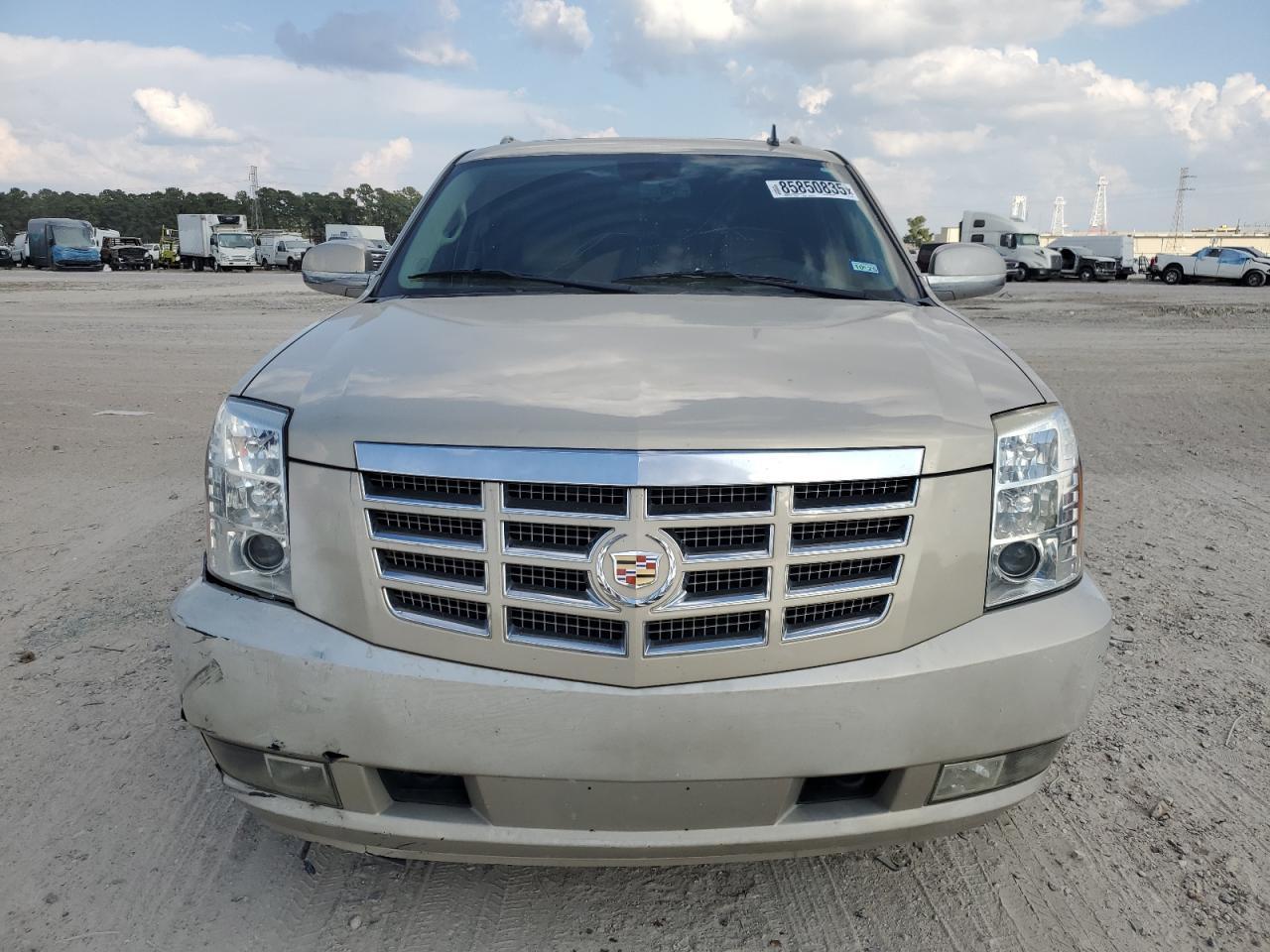 2018 CADILLAC Escalade ESV