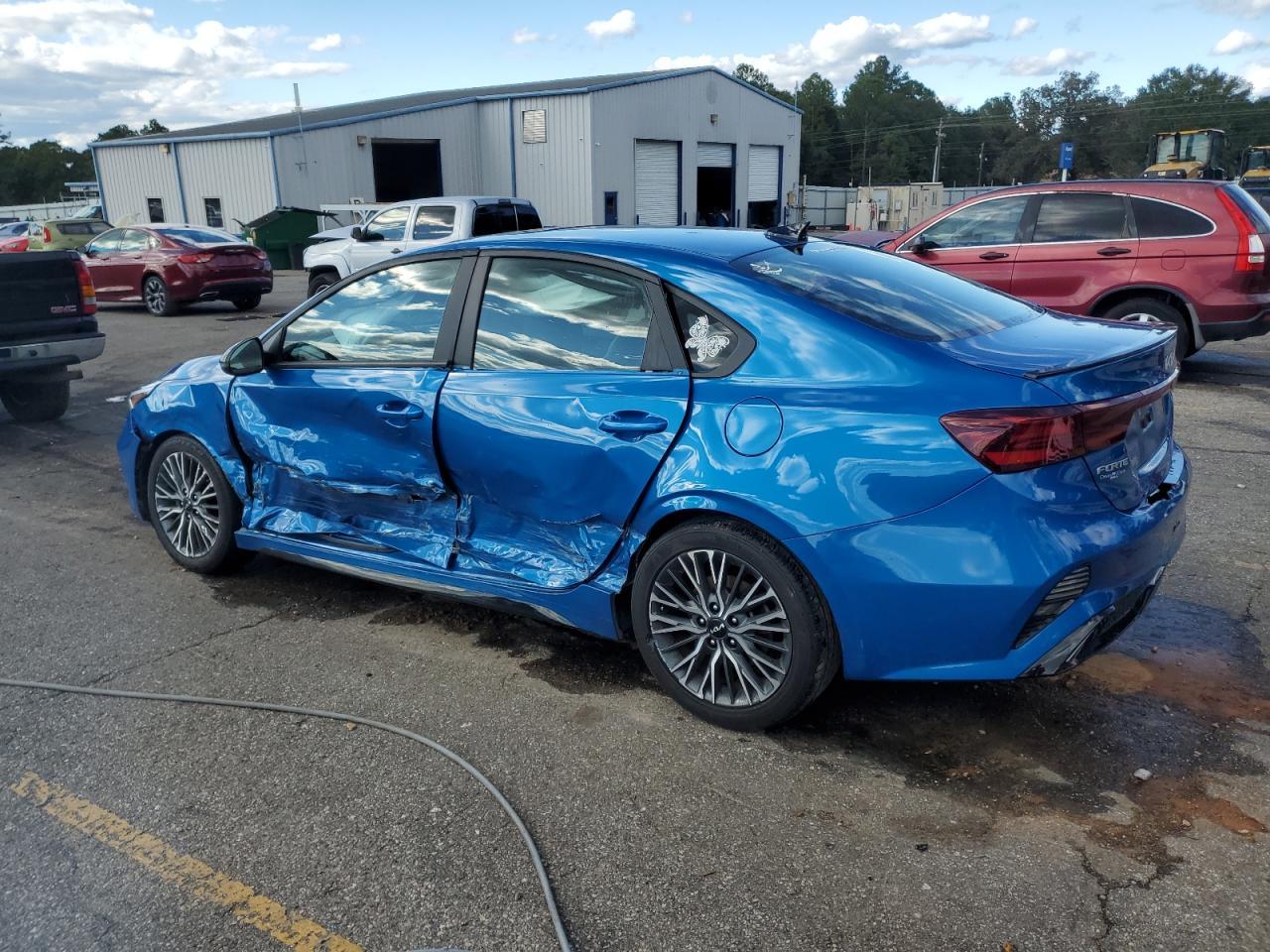 2023 KIA FORTE