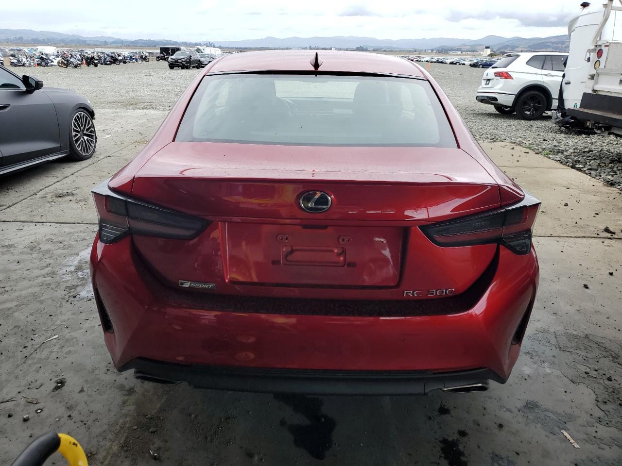 2020 LEXUS RC 300
