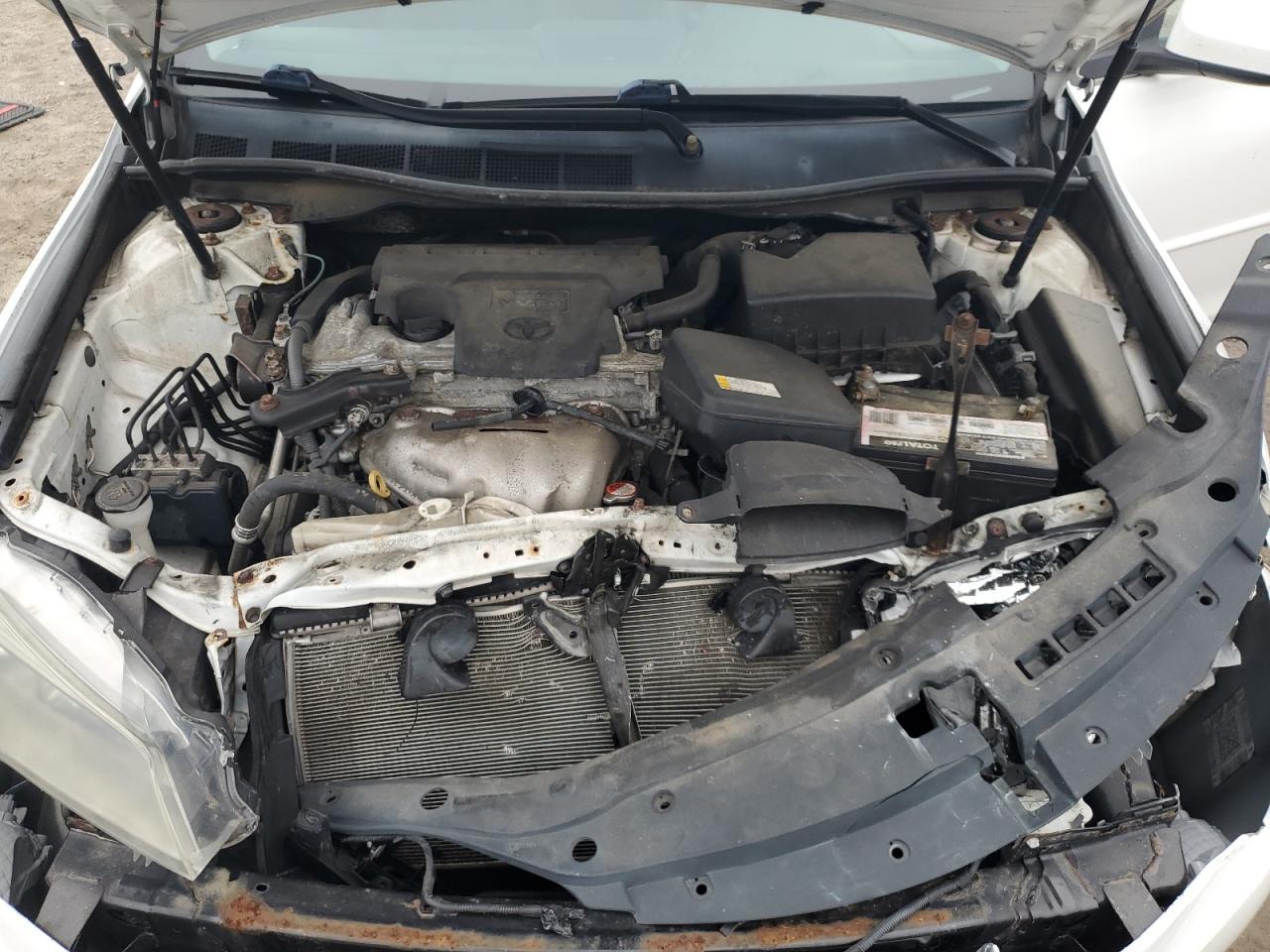 2016 TOYOTA CAMRY