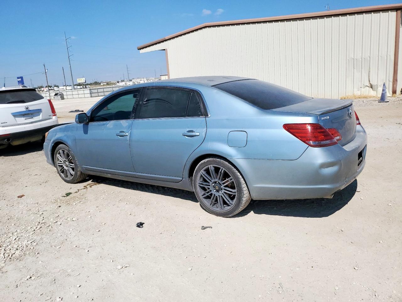 2008 TOYOTA Avalon