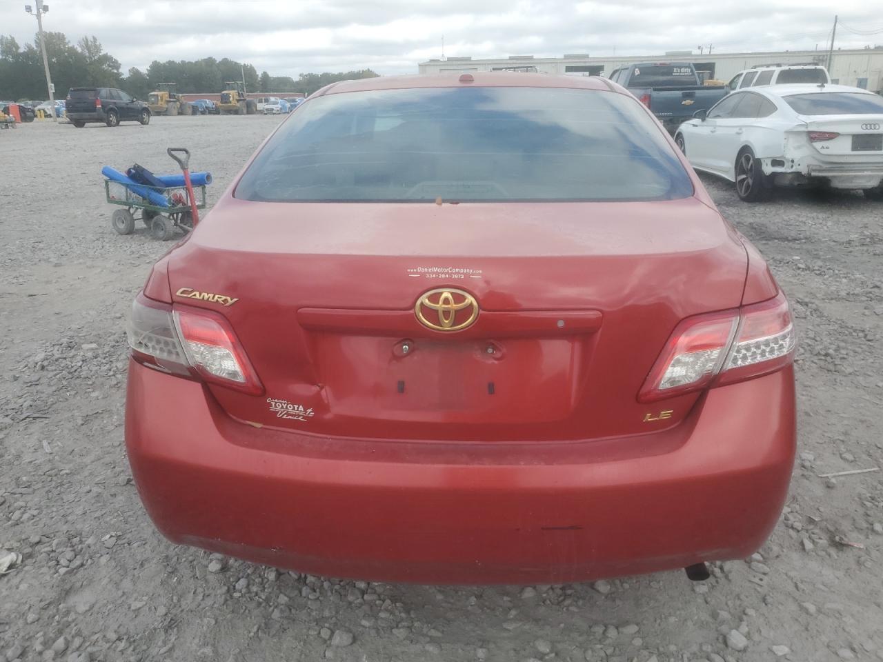 2011 TOYOTA CAMRY
