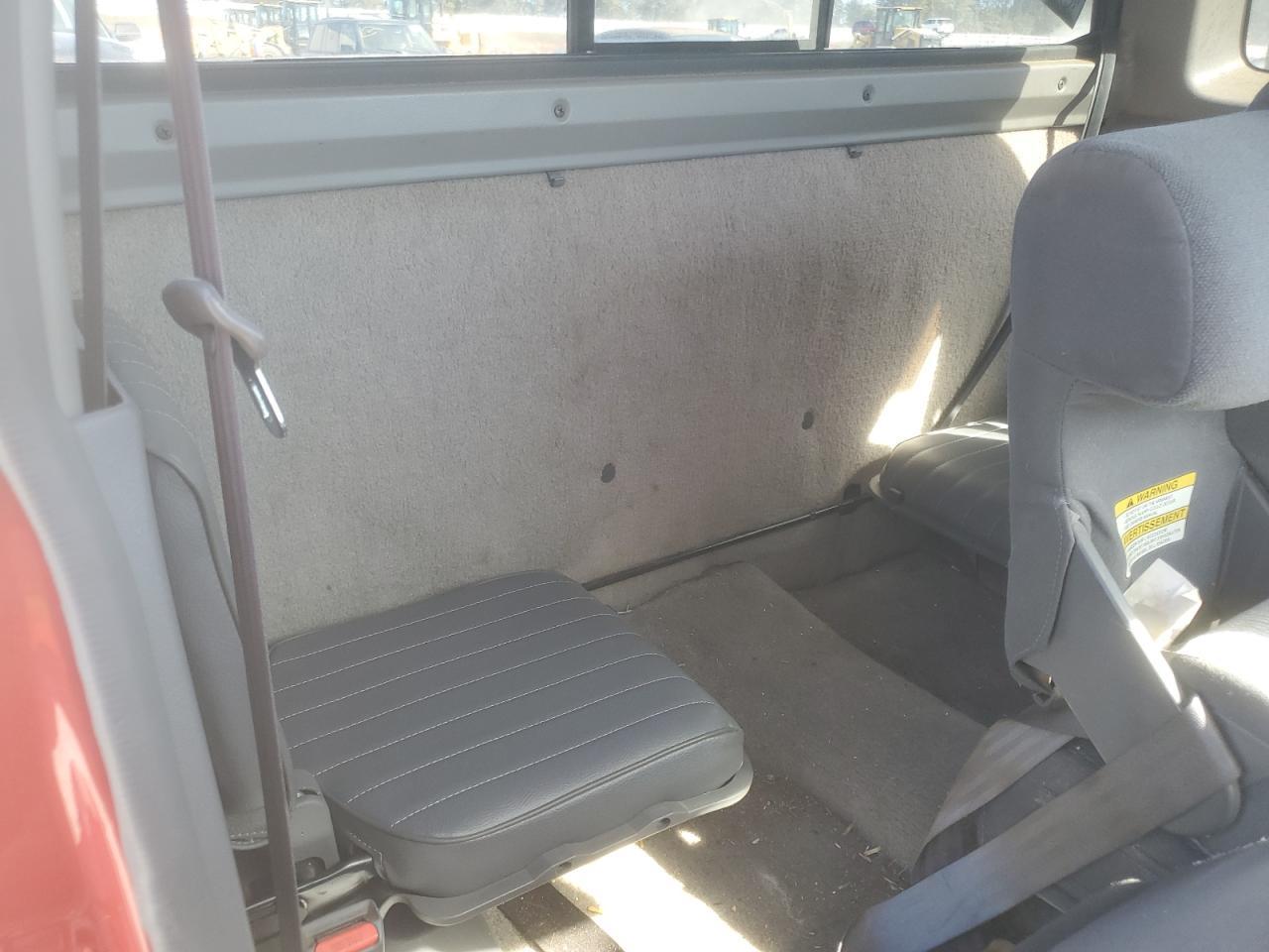 2000 NISSAN Frontier