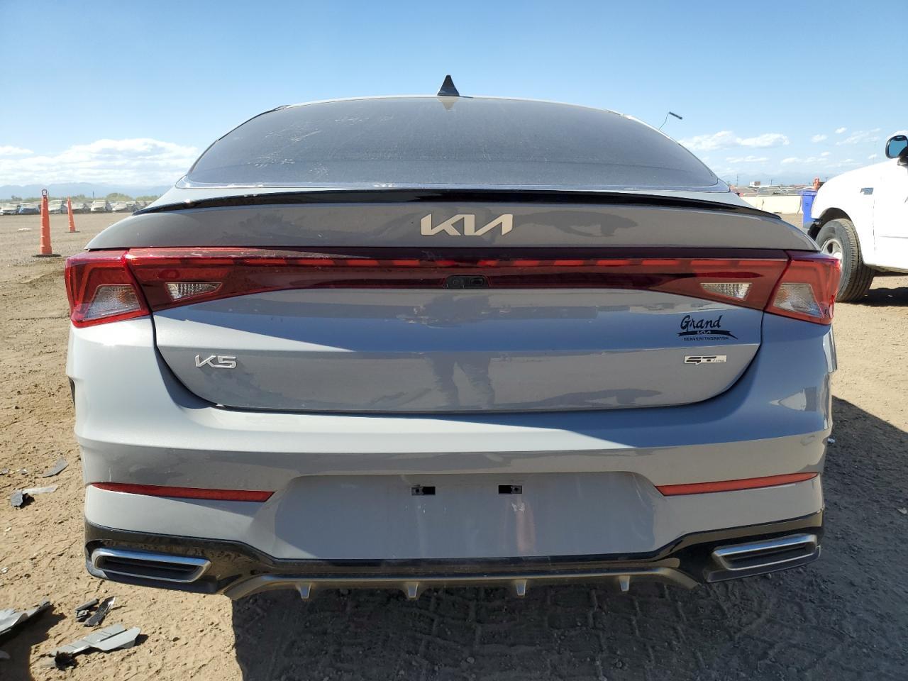2023 KIA K5