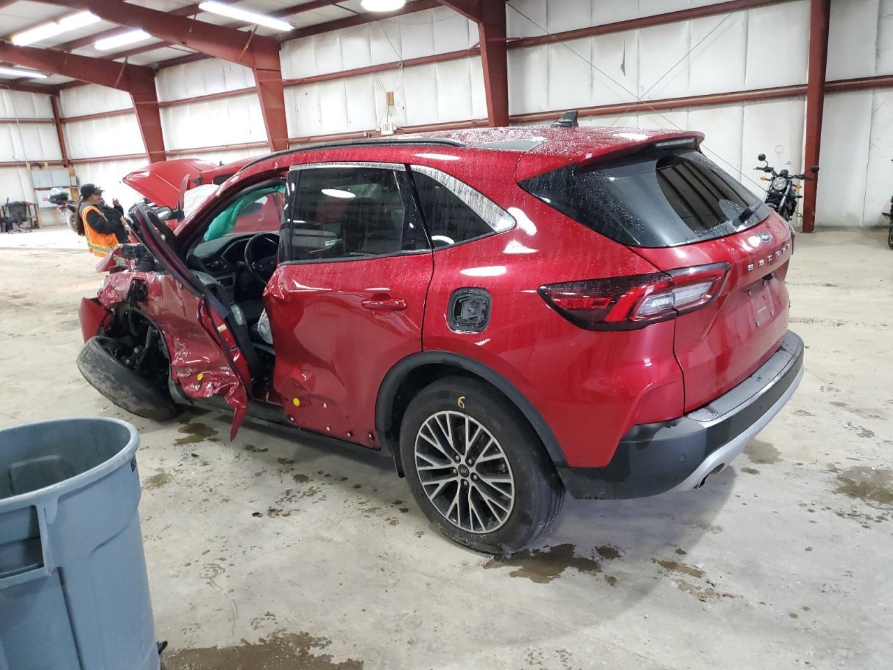 2024 FORD ESCAPE