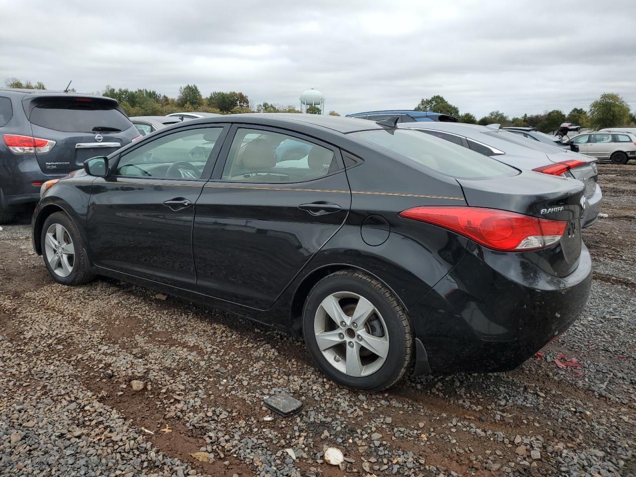 2012 HYUNDAI ELANTRA