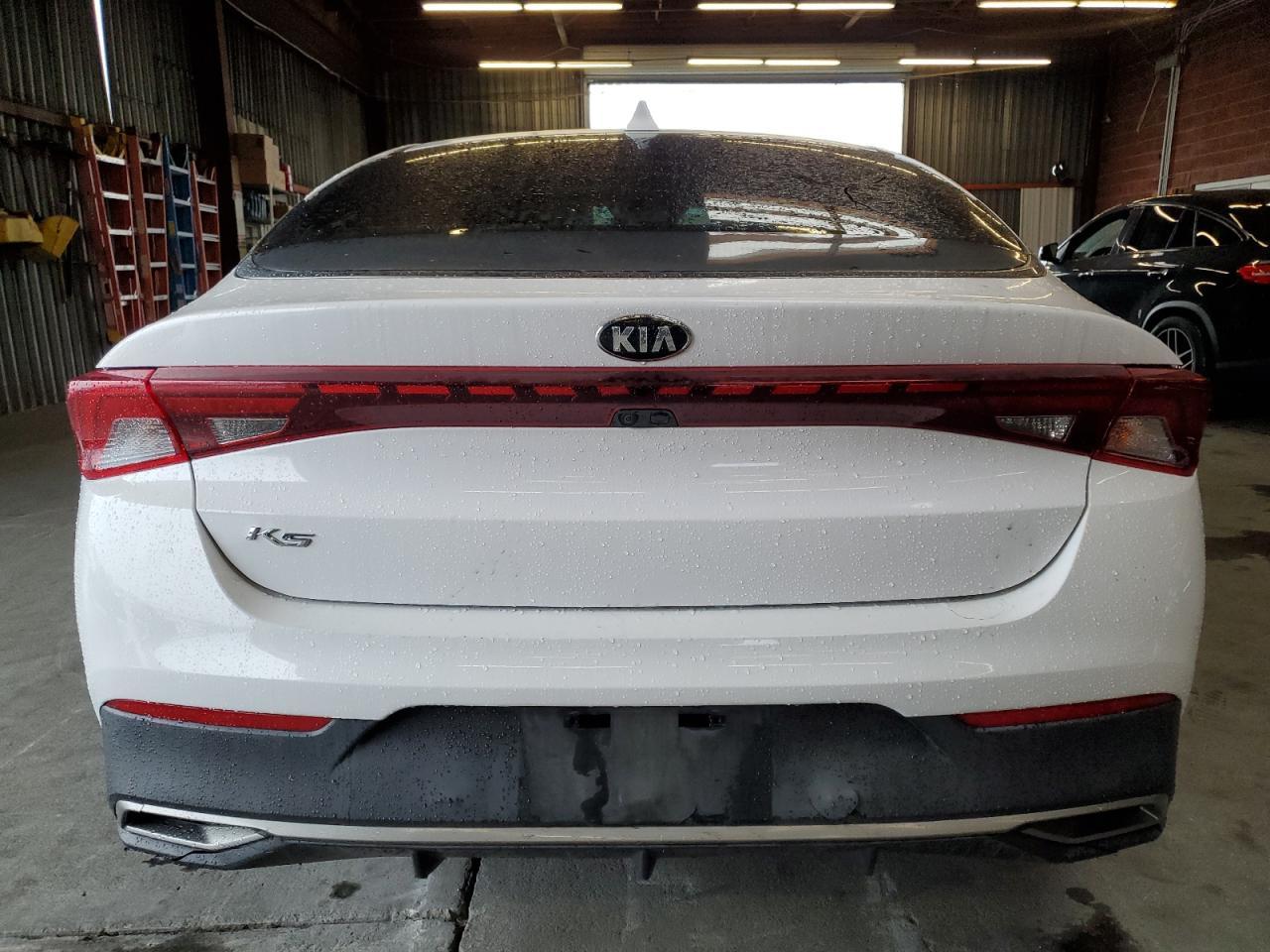 2021 KIA K5