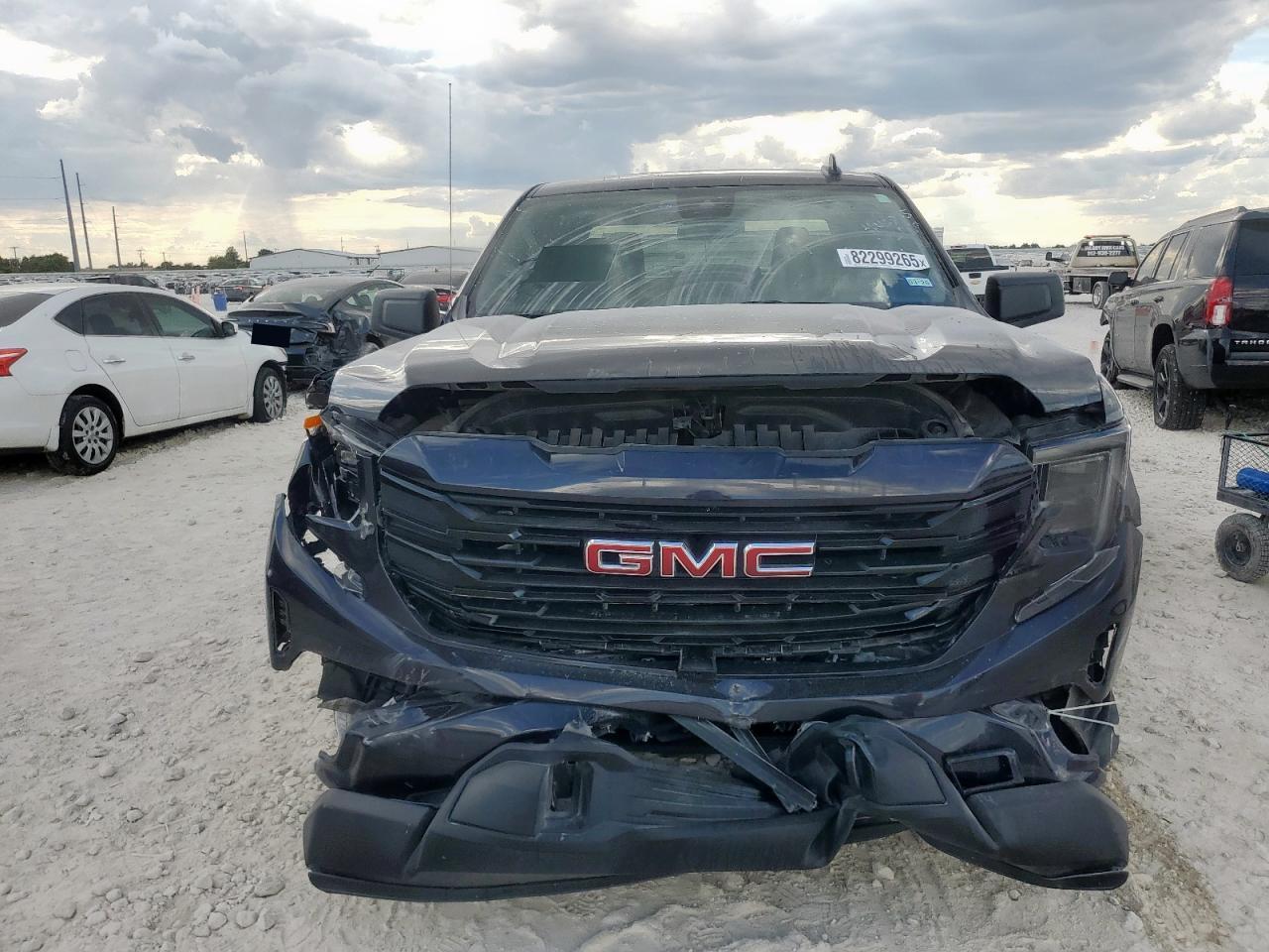 2024 GMC Sierra