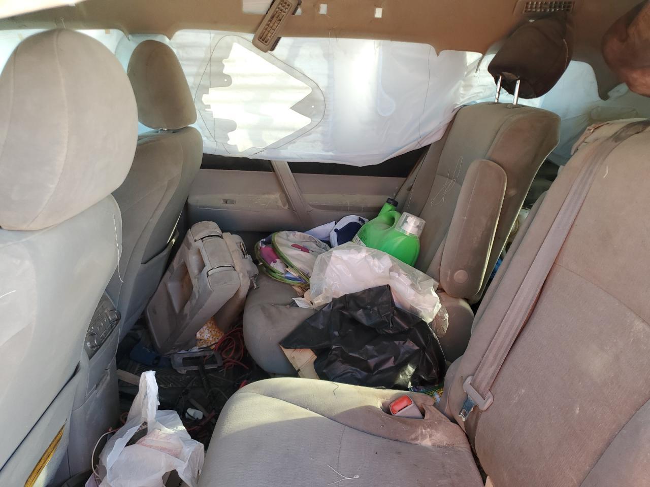 2013 TOYOTA HIGHLANDER