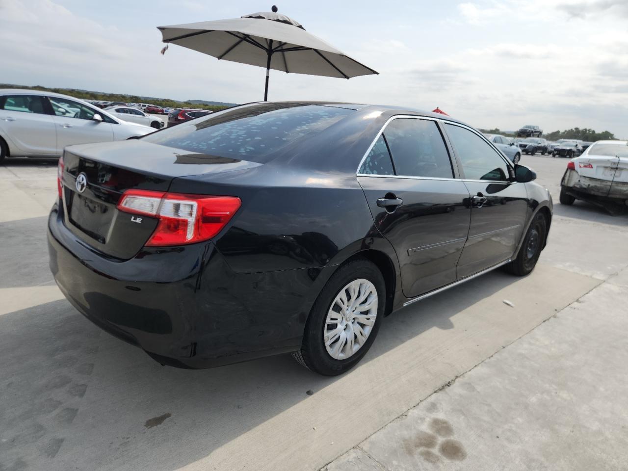 2013 TOYOTA CAMRY