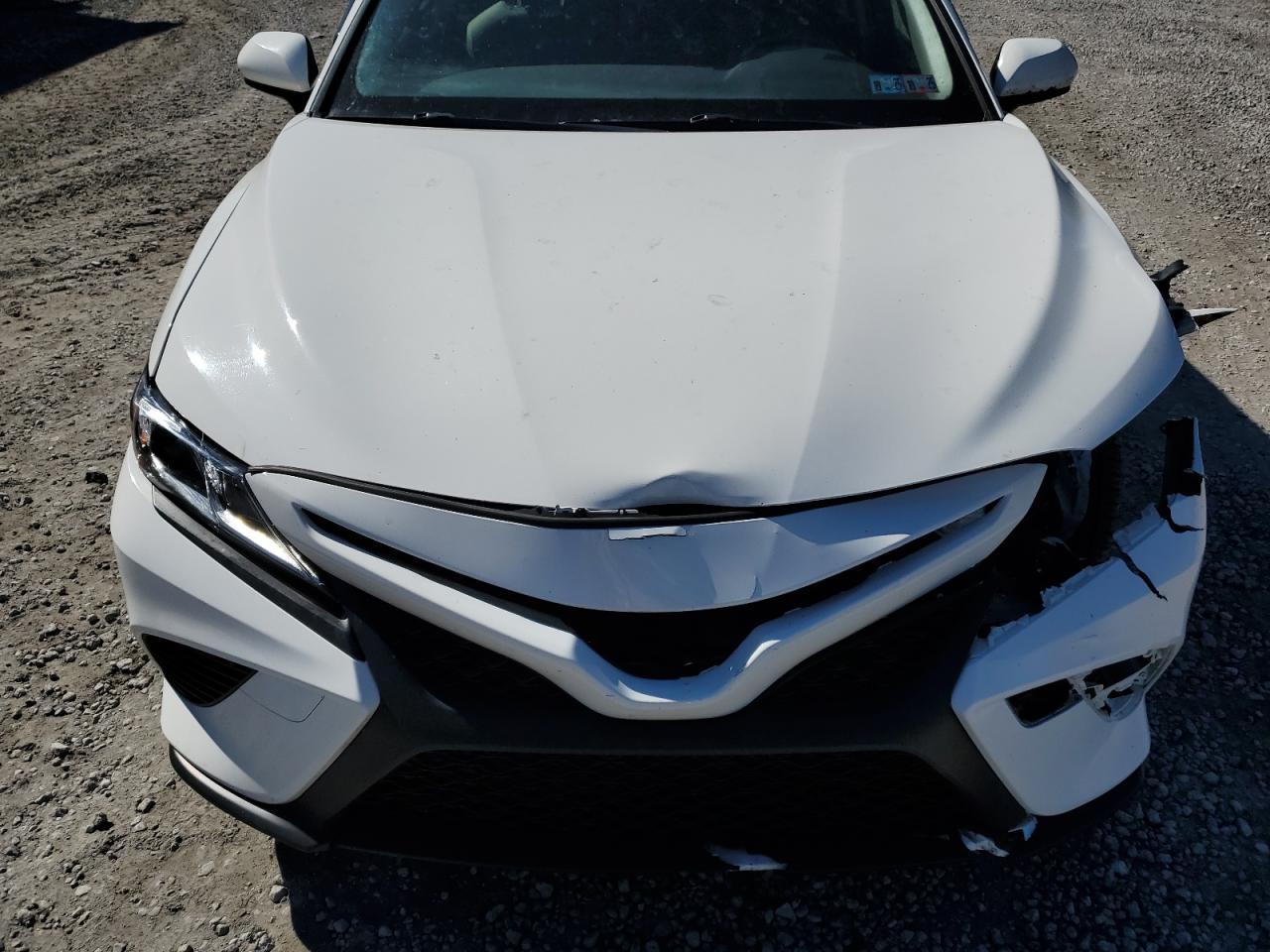 2018 TOYOTA CAMRY