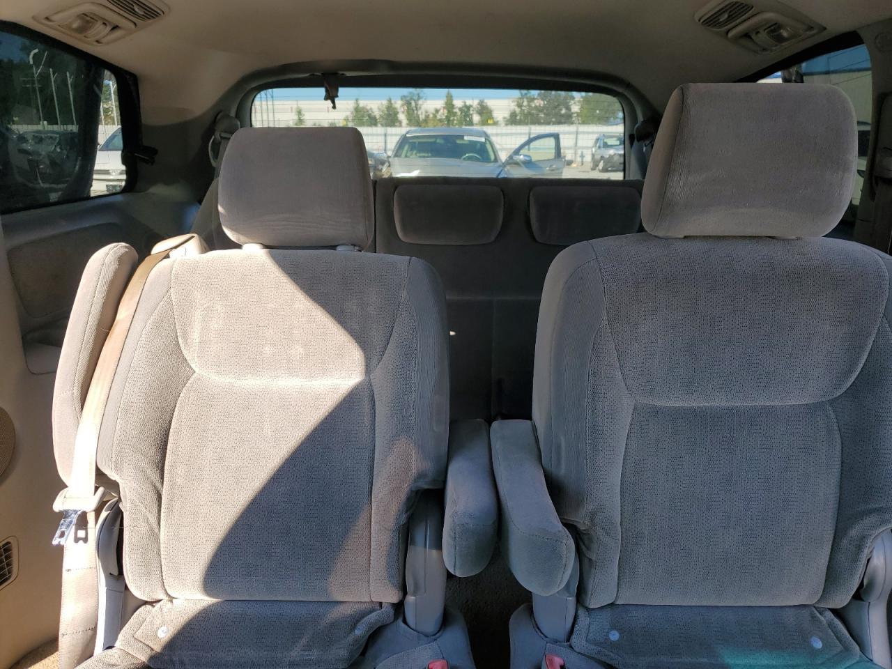 2005 TOYOTA SIENNA