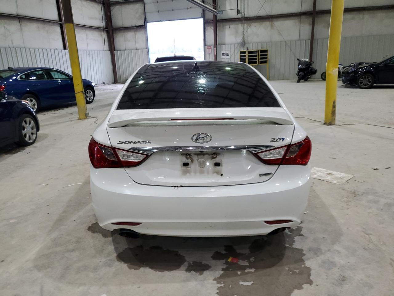 2013 HYUNDAI SONATA
