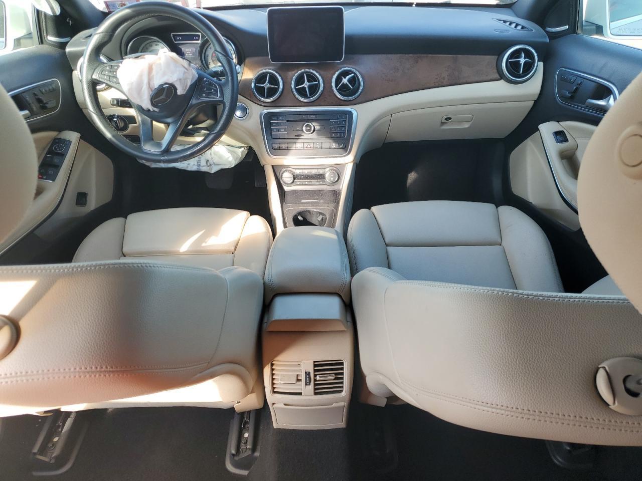 2016 MERCEDES-BENZ GLA-Class