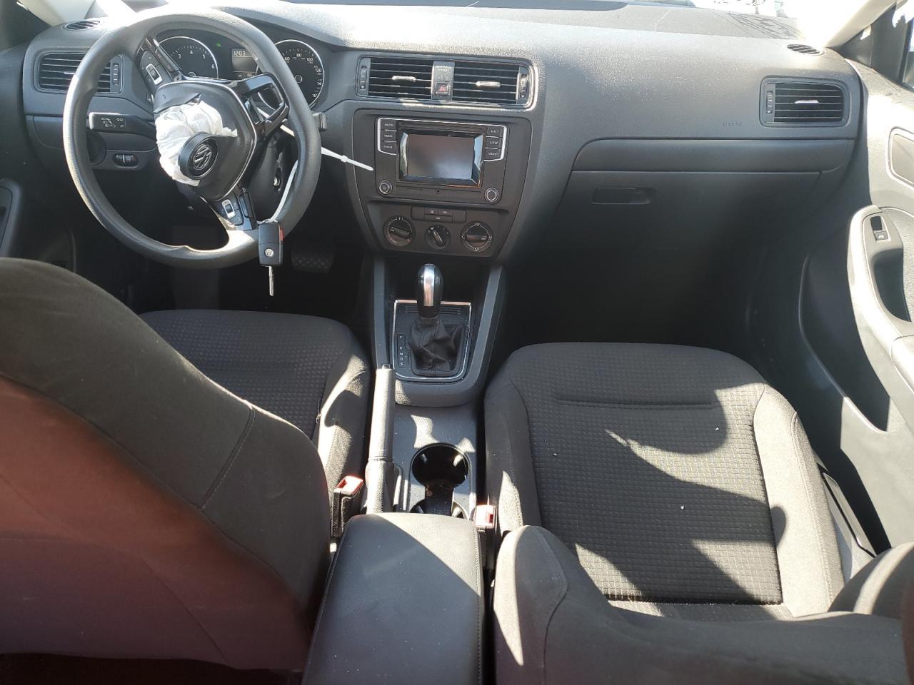 2016 VOLKSWAGEN JETTA