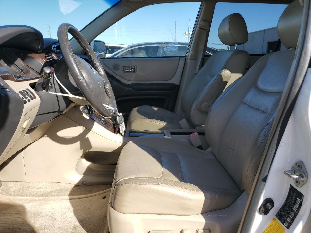 2003 TOYOTA HIGHLANDER