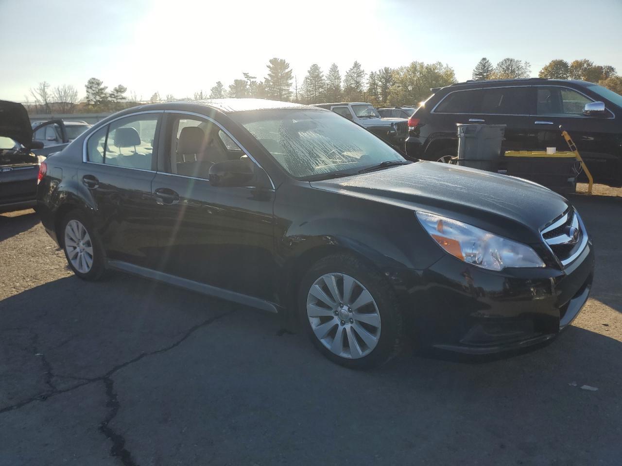 2011 SUBARU Legacy