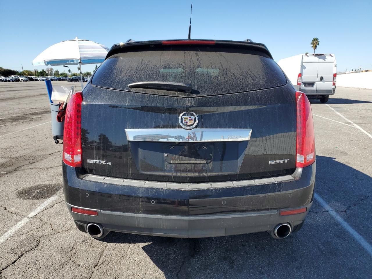 2010 CADILLAC SRX