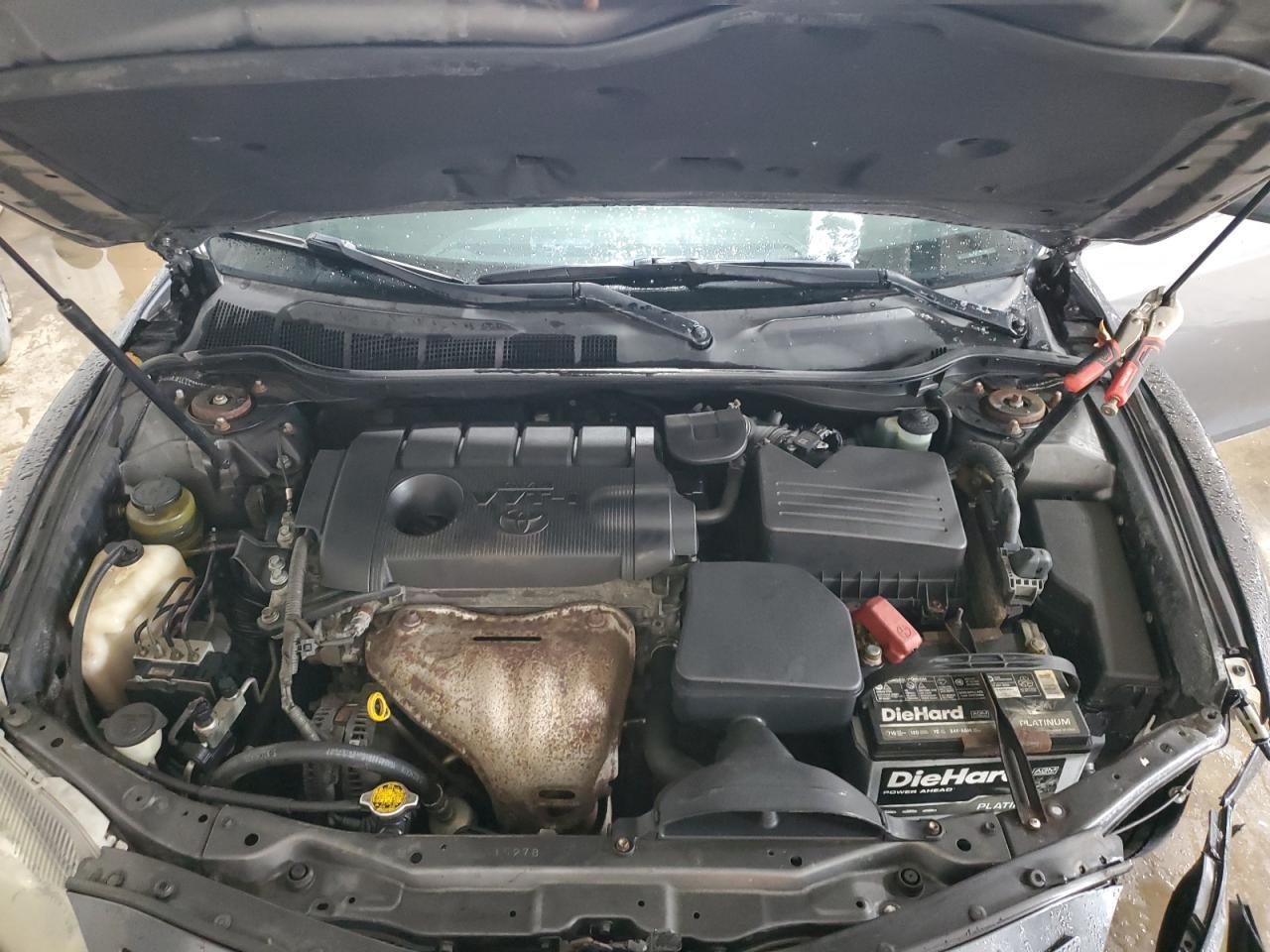 2011 TOYOTA CAMRY