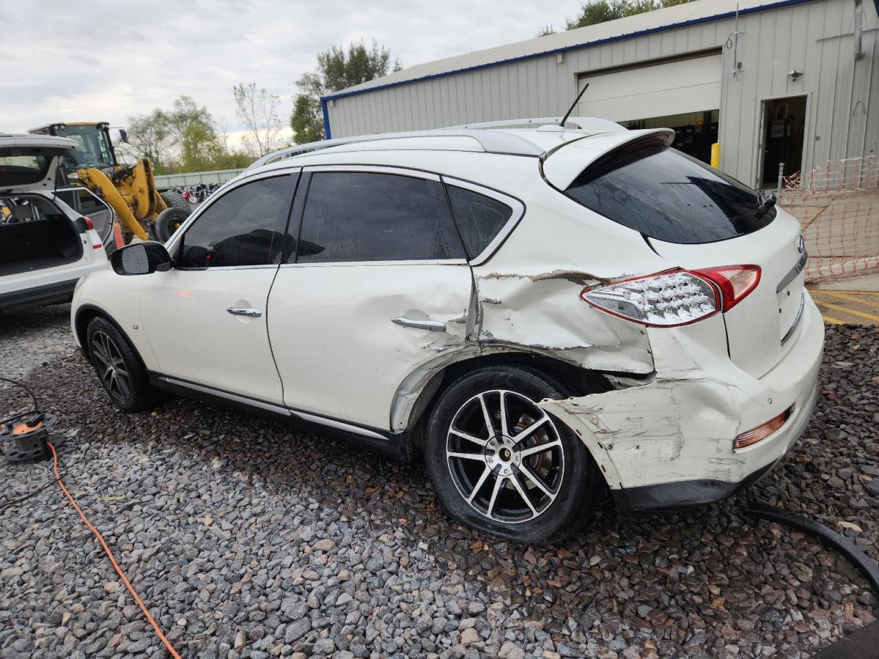 2016 INFINITI QX50