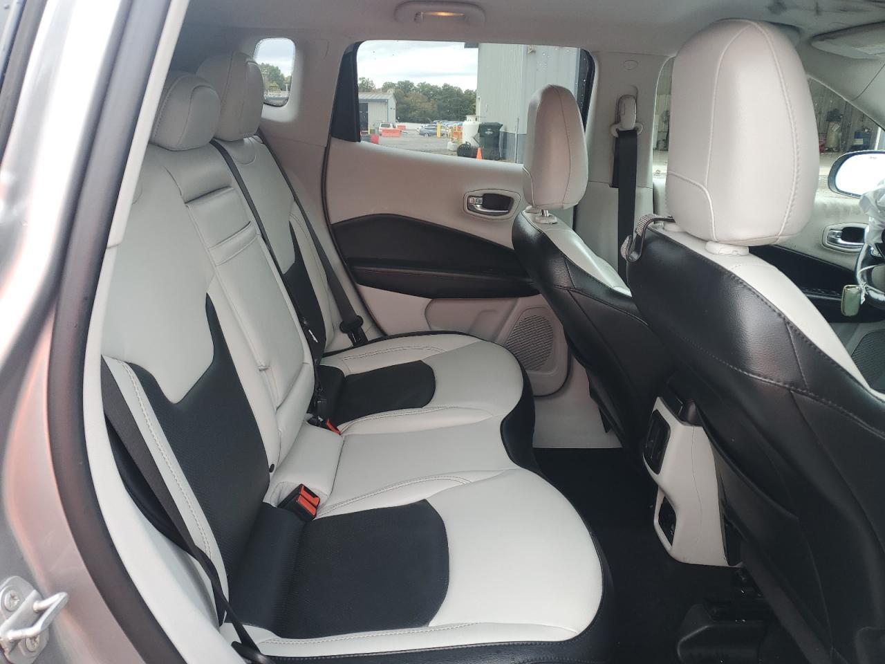 2020 JEEP Compass