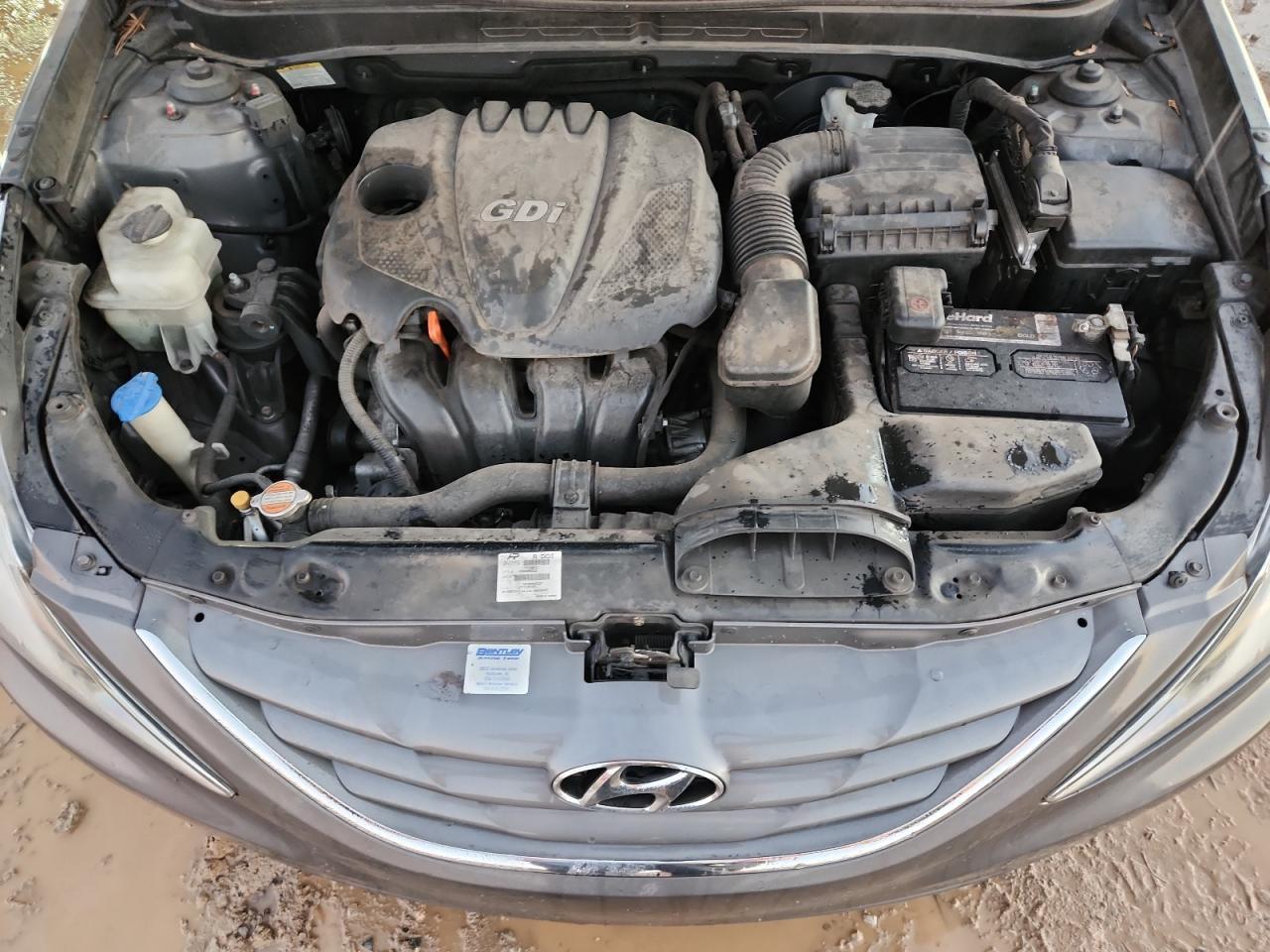 2011 HYUNDAI SONATA