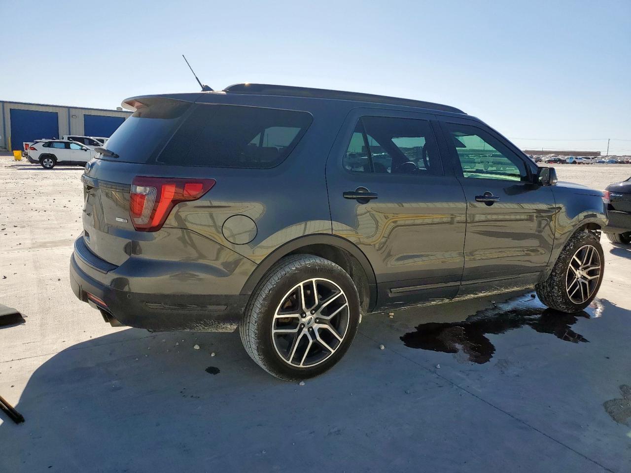2018 FORD Explorer Sport Trac