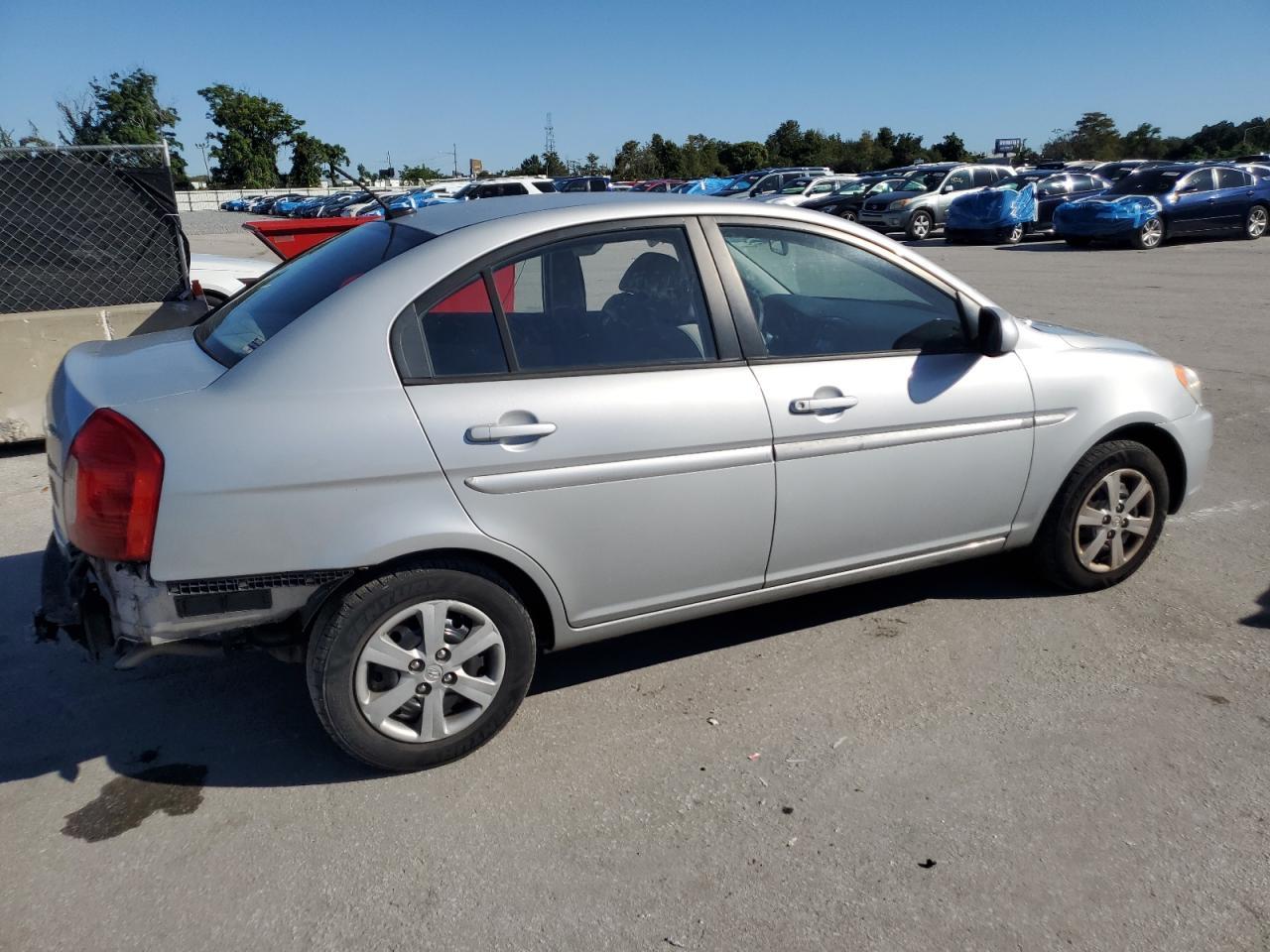 2011 HYUNDAI ACCENT