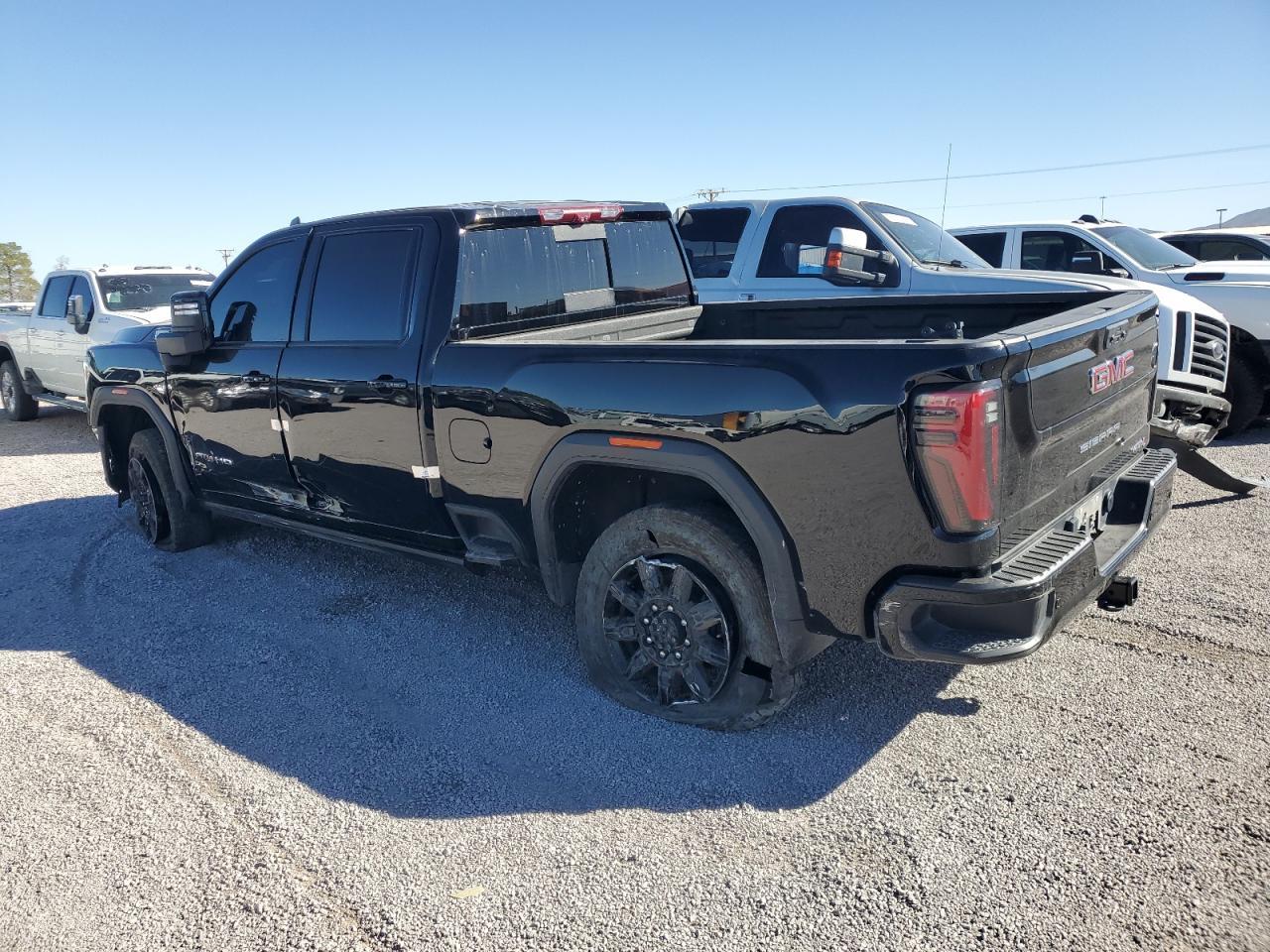 2024 GMC Sierra