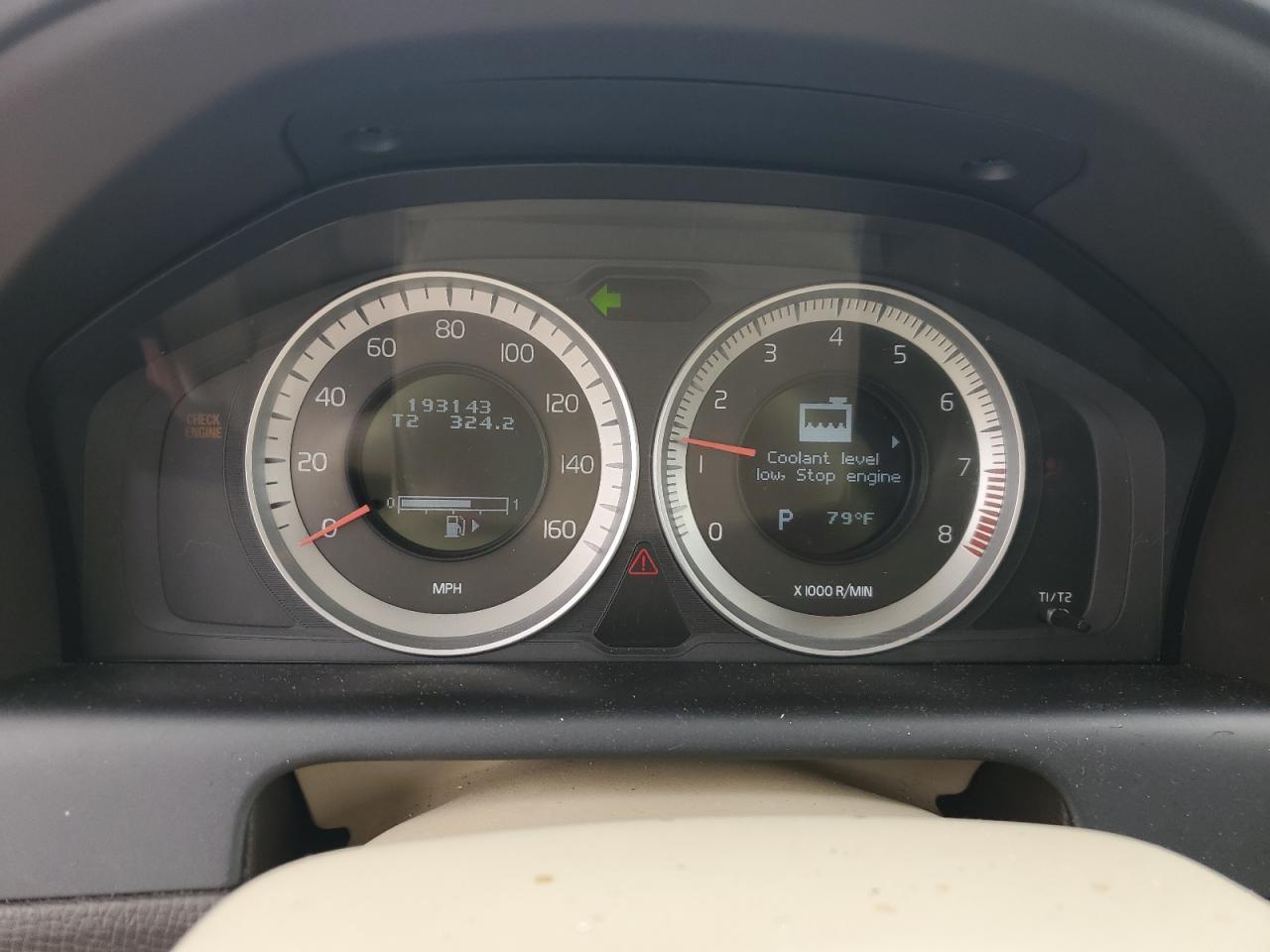 2011 VOLVO XC60