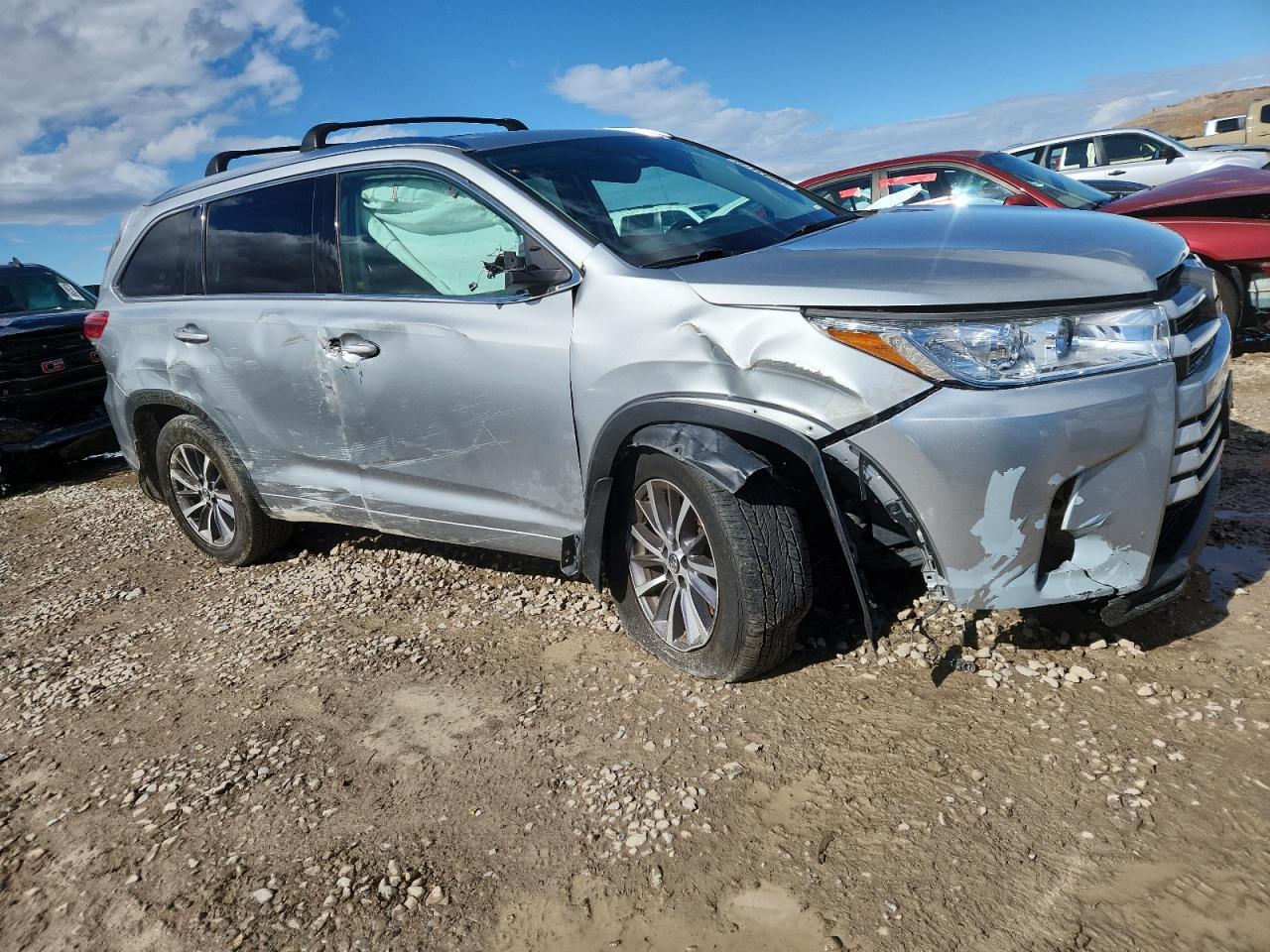 2017 TOYOTA HIGHLANDER