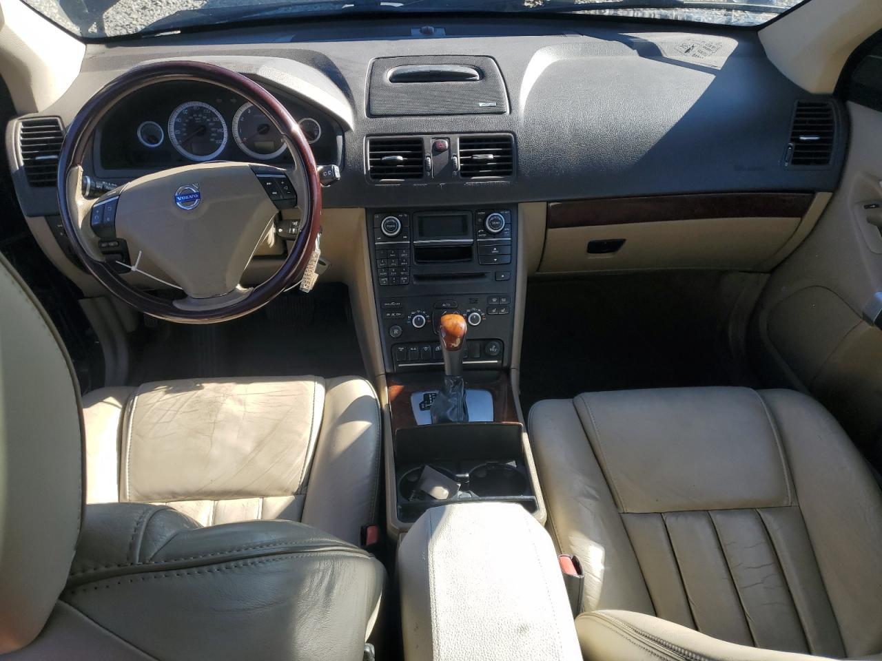 2013 VOLVO XC90