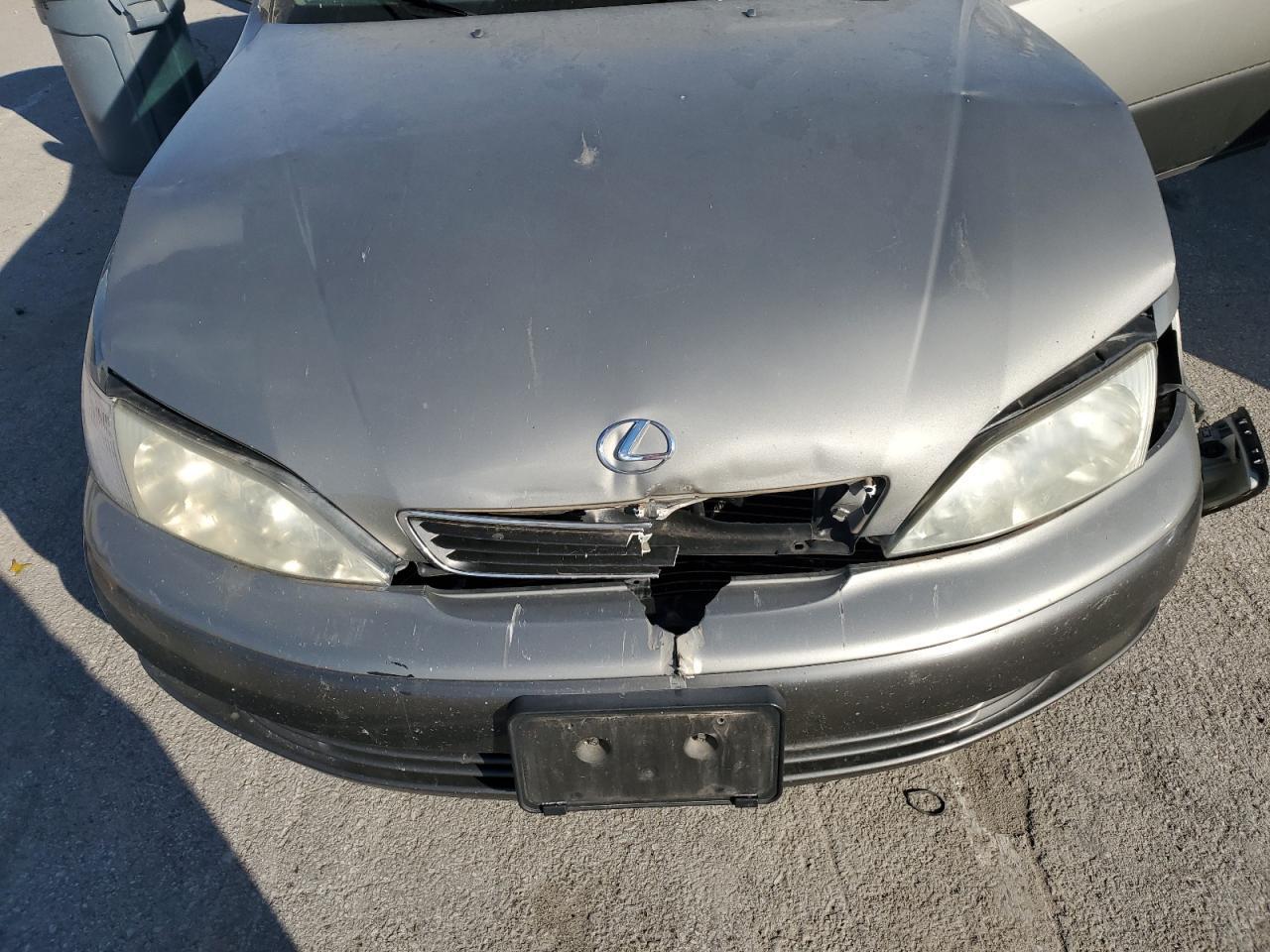 1999 LEXUS Es 300