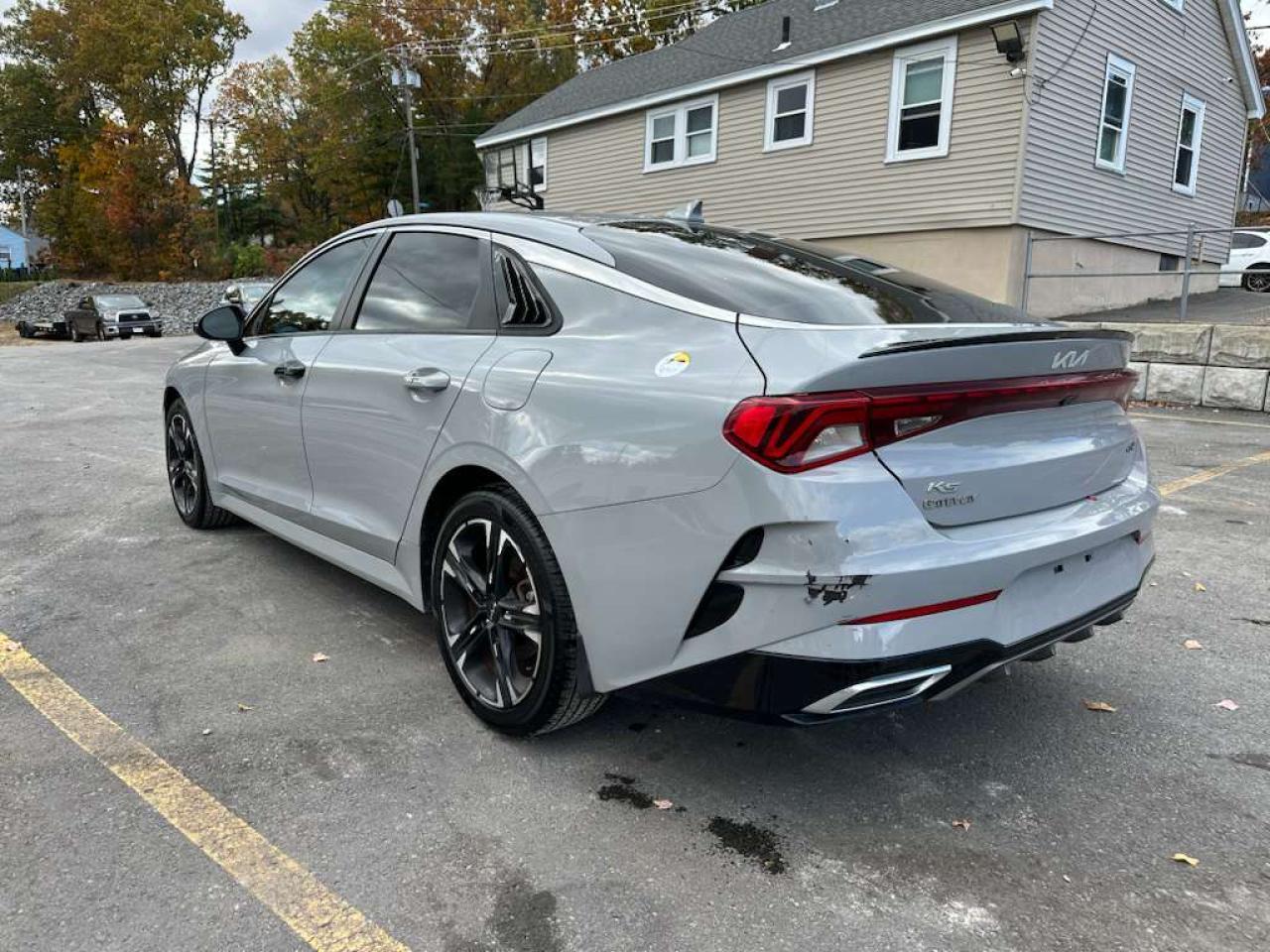 2022 KIA K5