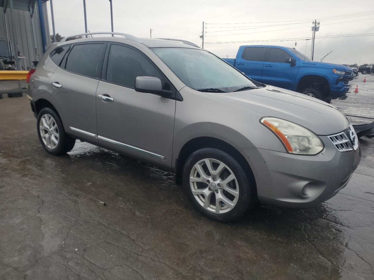 2011 NISSAN ROGUE