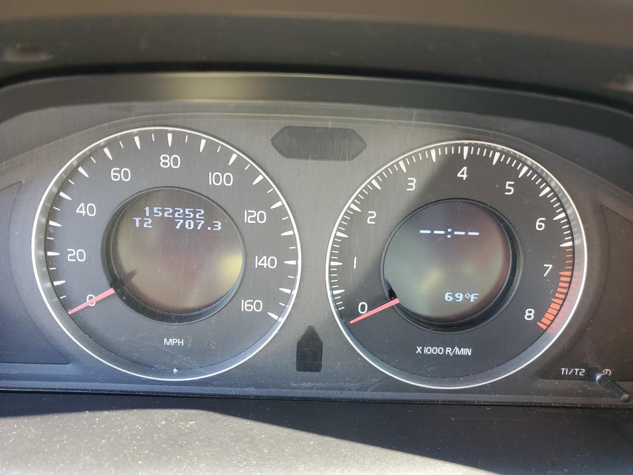 2010 VOLVO XC60