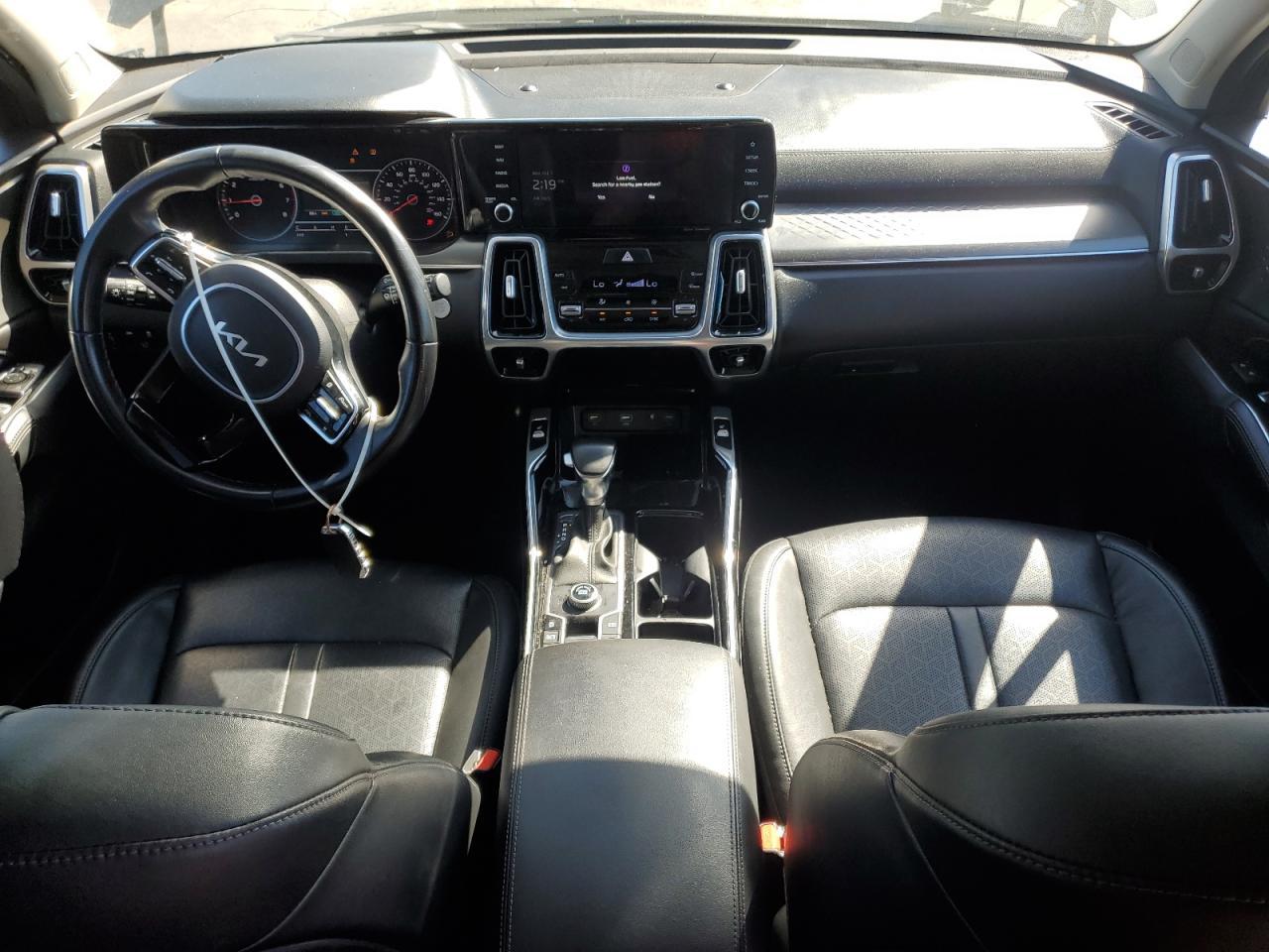 2022 KIA SORENTO