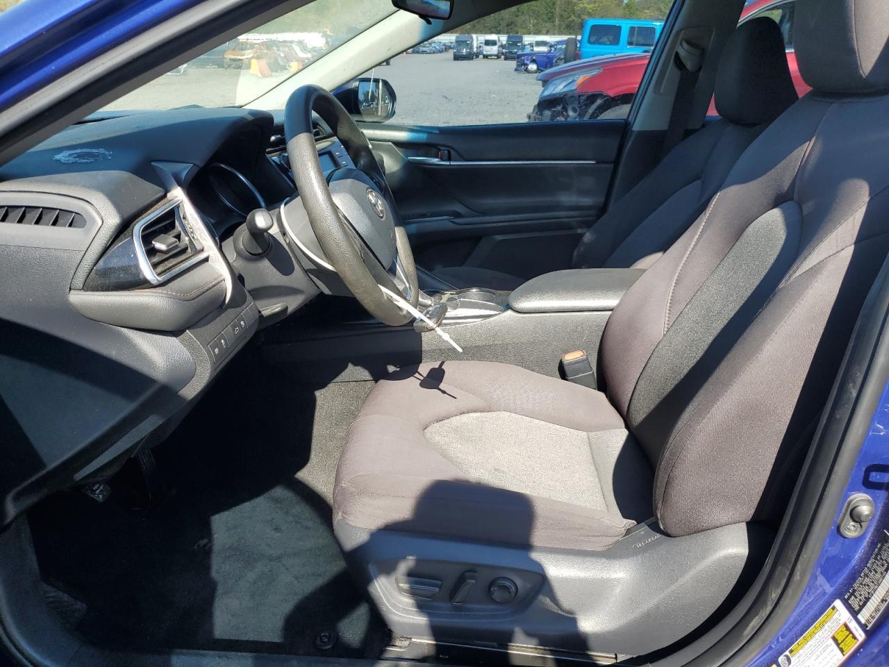 2018 TOYOTA CAMRY