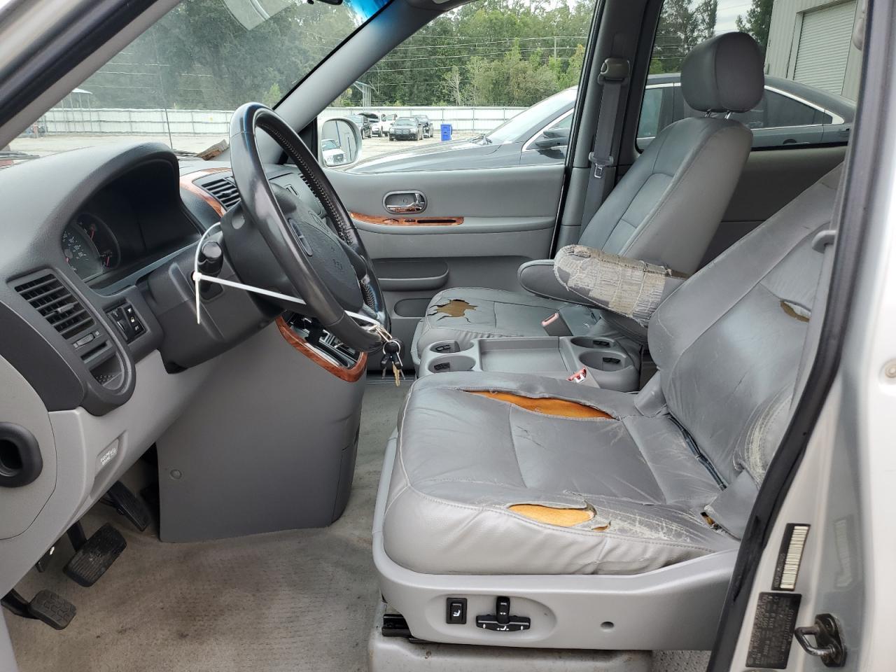 2004 KIA SEDONA