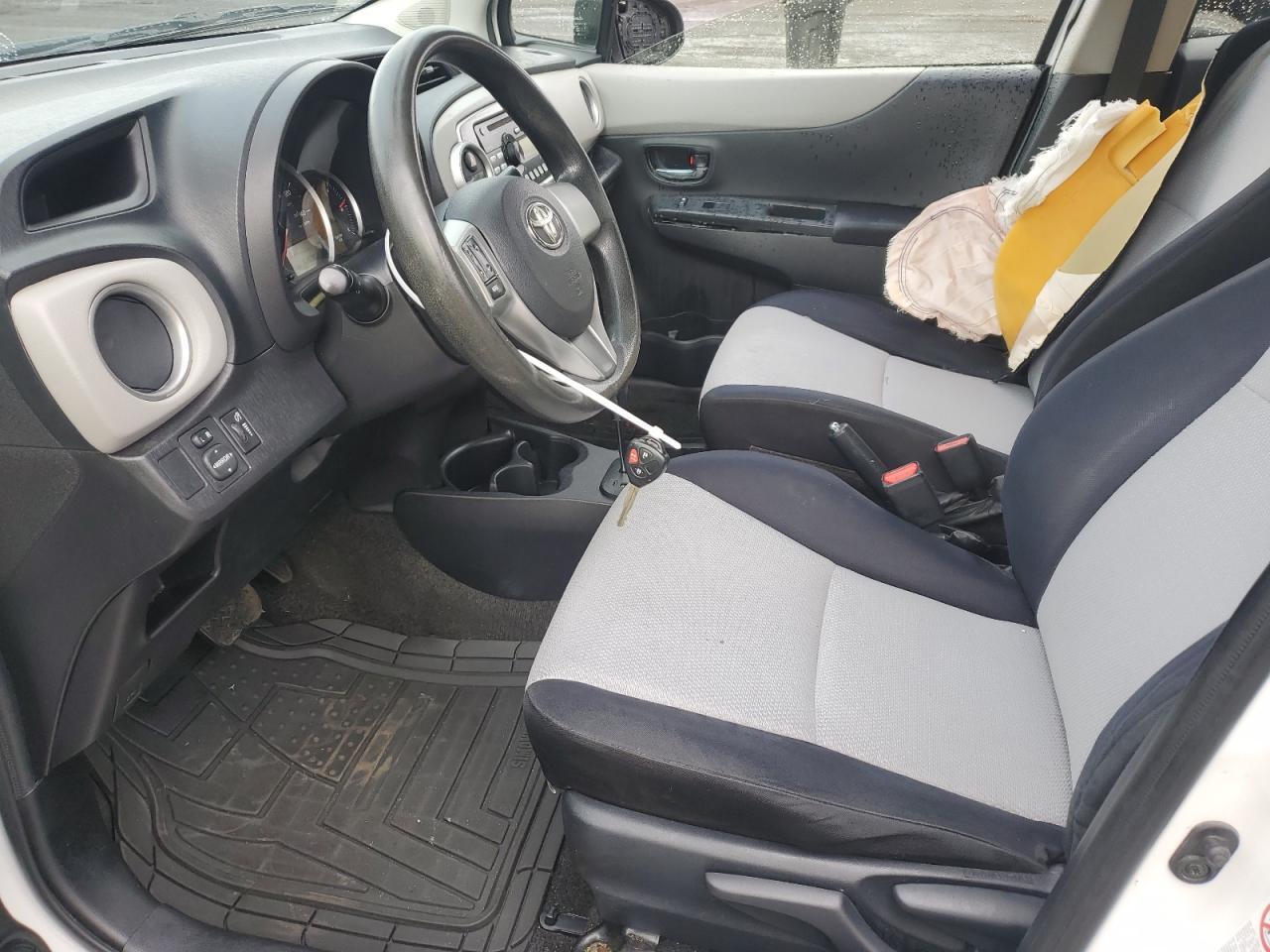 2012 TOYOTA YARIS