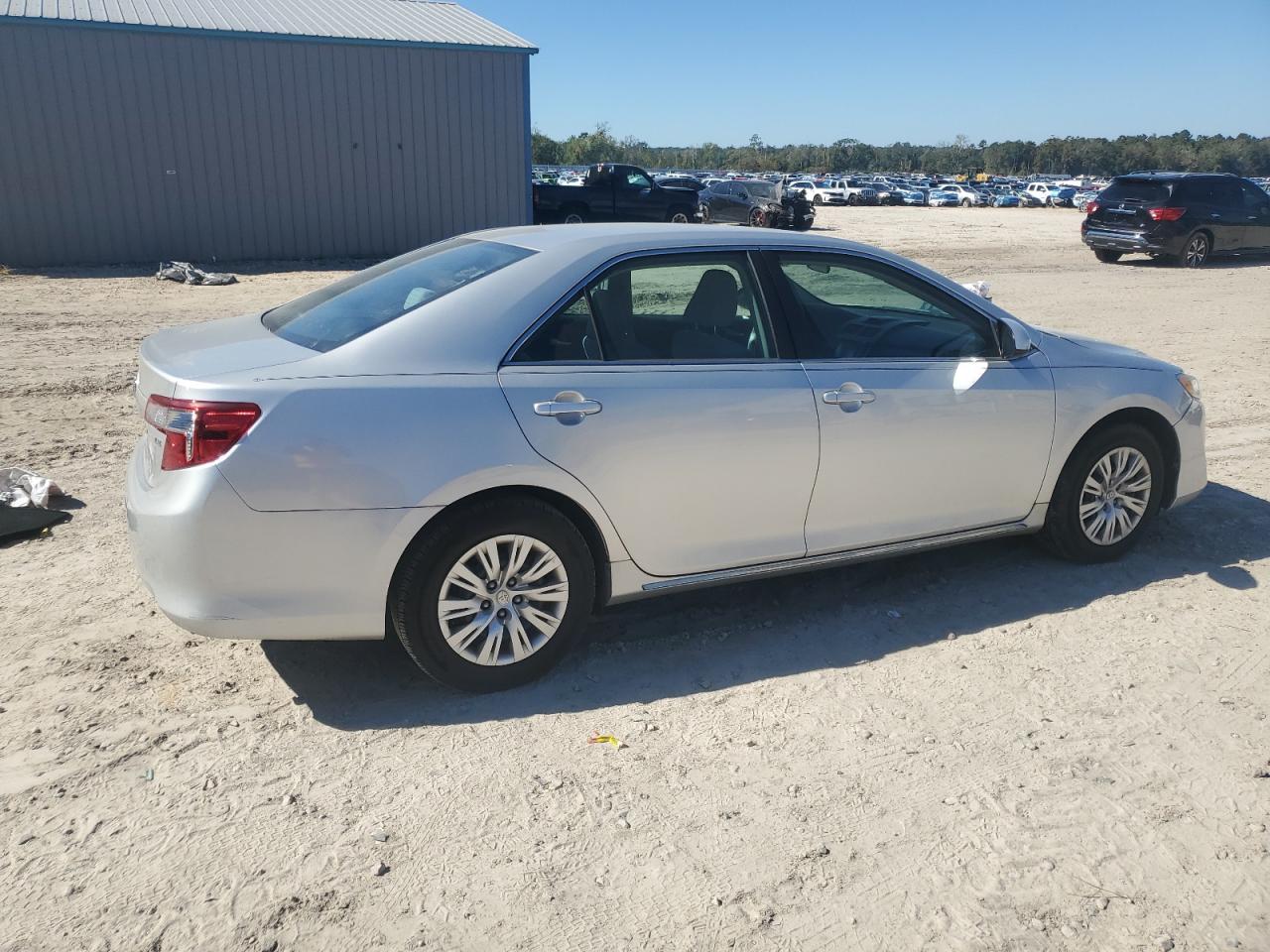 2014 TOYOTA CAMRY