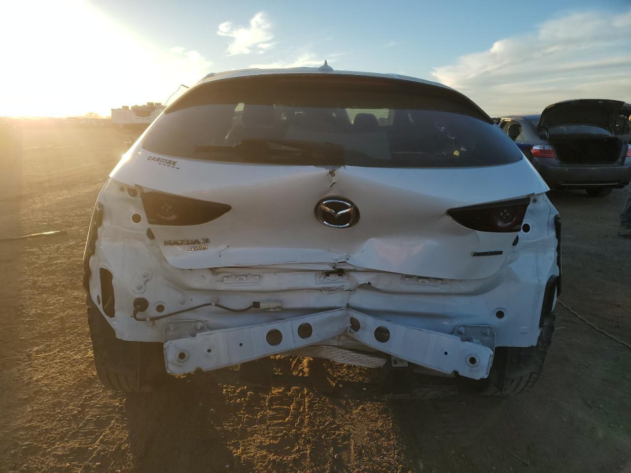 2019 MAZDA 3