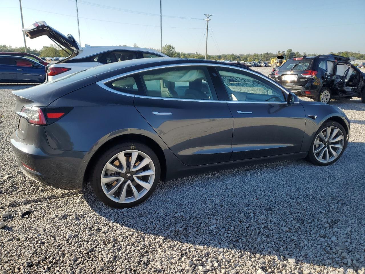 2019 TESLA MODEL 3