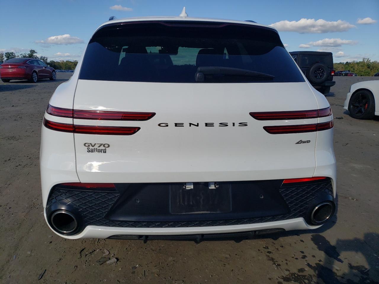 2023 GENESIS GV70