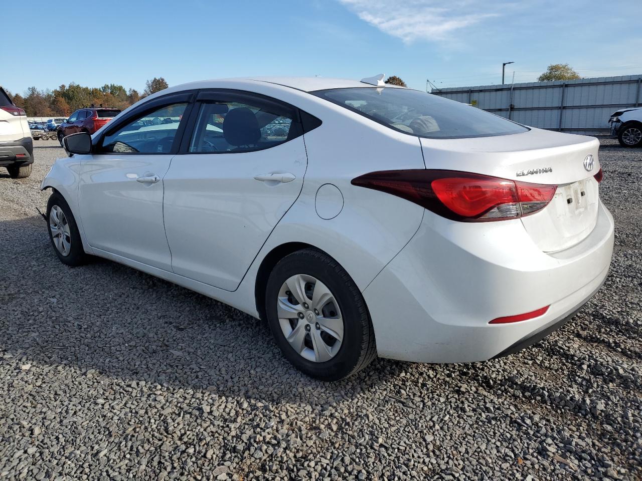 2016 HYUNDAI ELANTRA