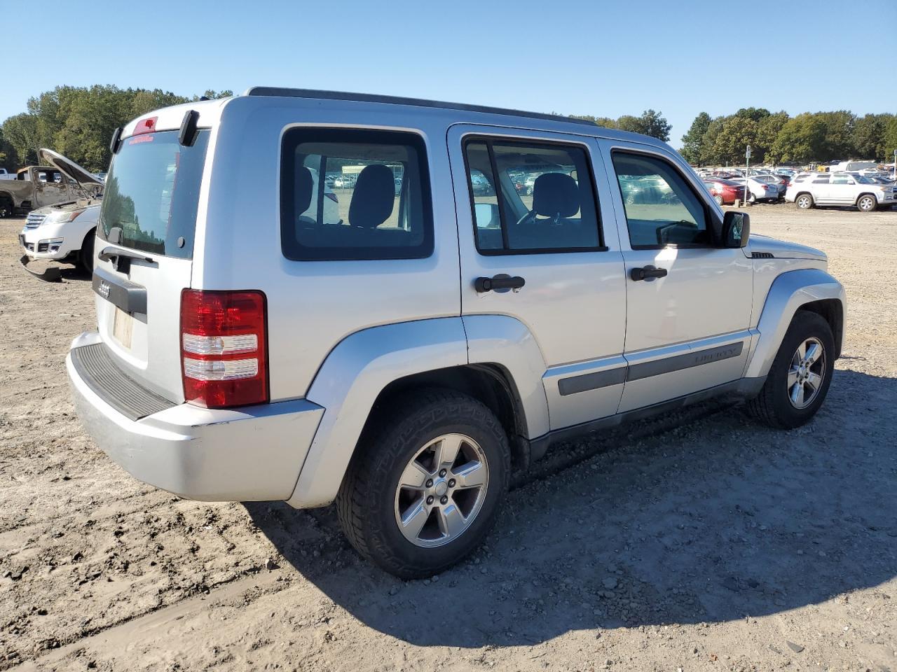 2012 JEEP Liberty